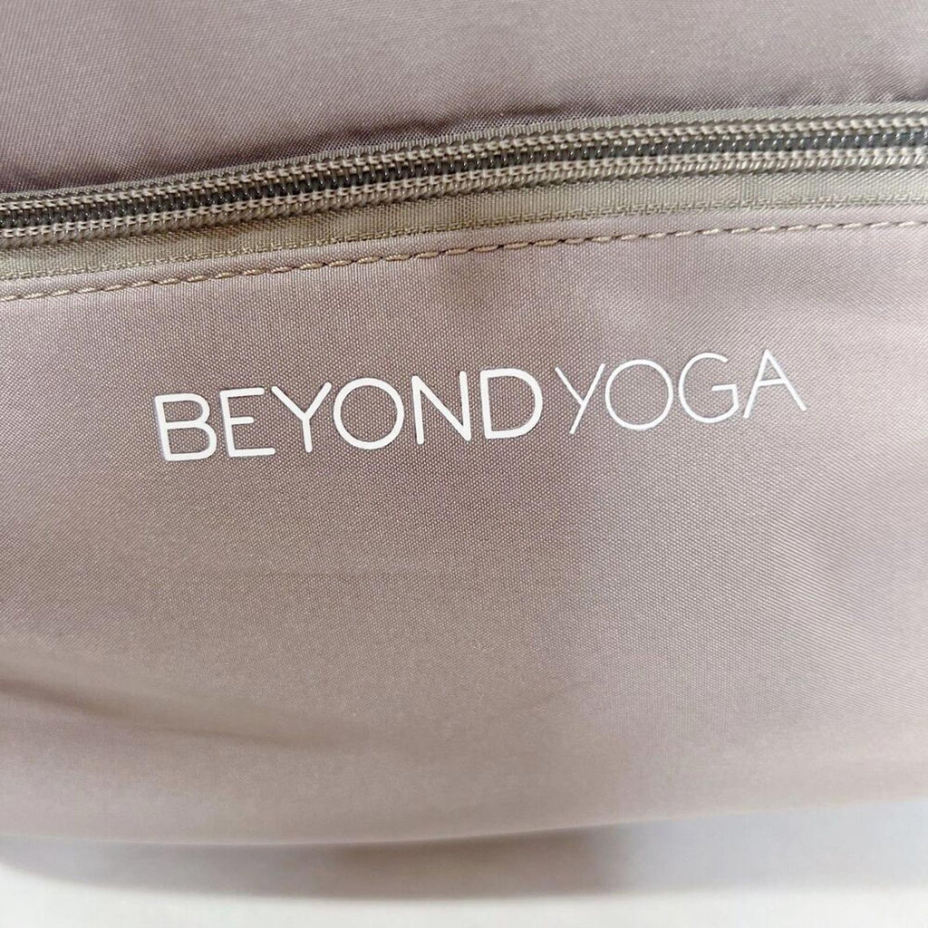 NWT Beyond Yoga Convertible Gym Bag Backpack Drawstring Shoe Compartment Taupe