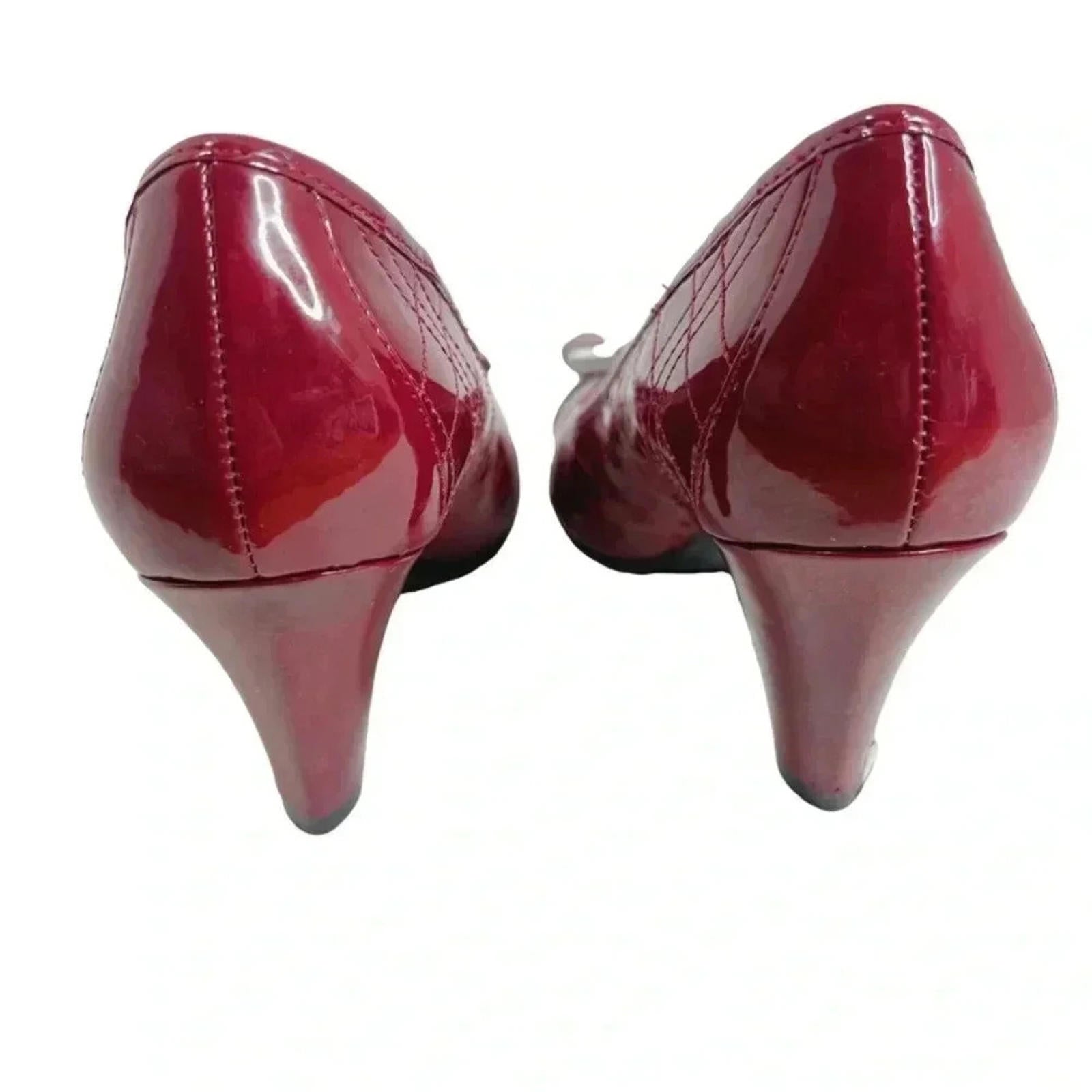 Naturalizer Brazen Red Quilted Patent Leather Heels Pumps Women's Size 5.5