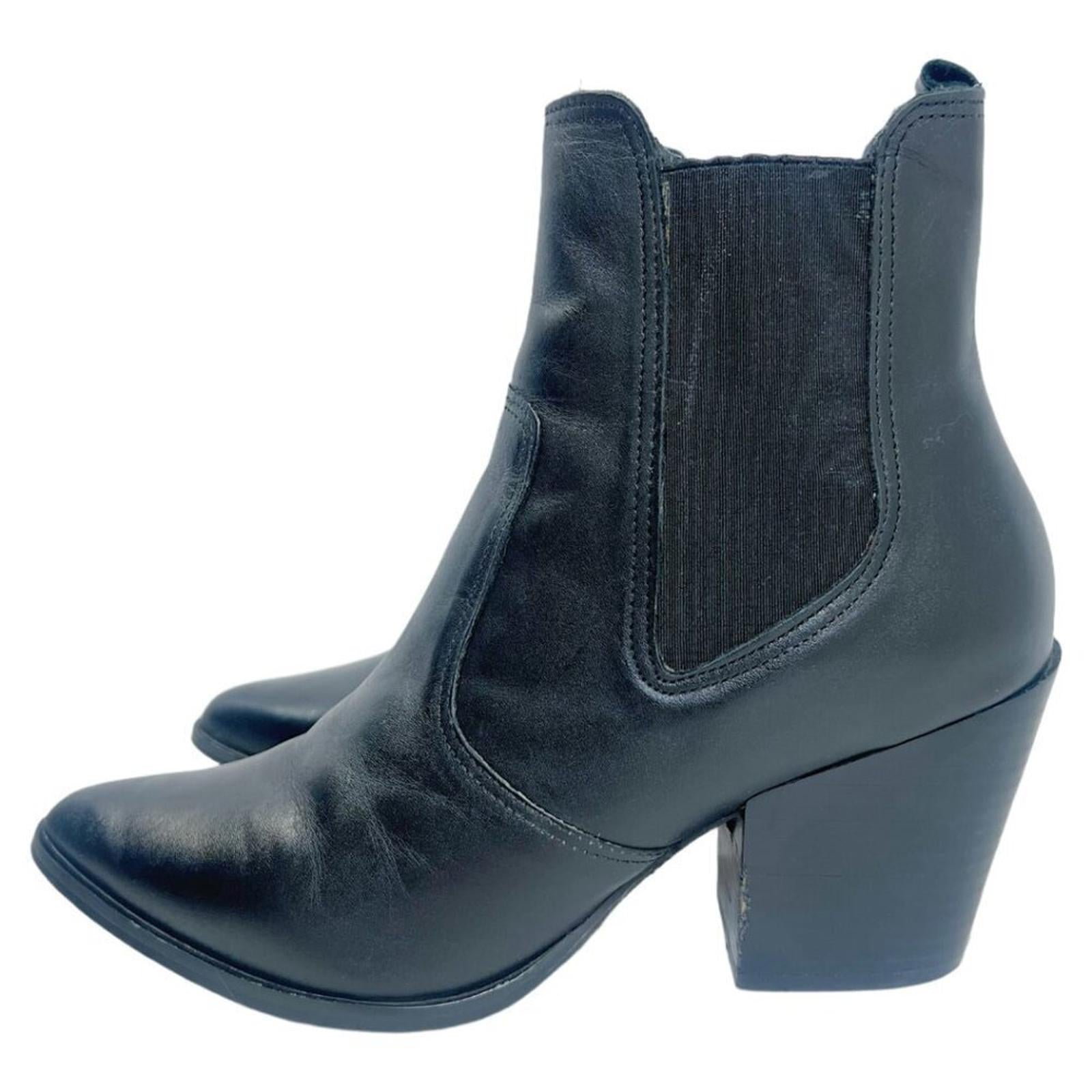 Steve Madden Patricia Black Leather Chelsea Boot Pointed Toe Bootie Size 10