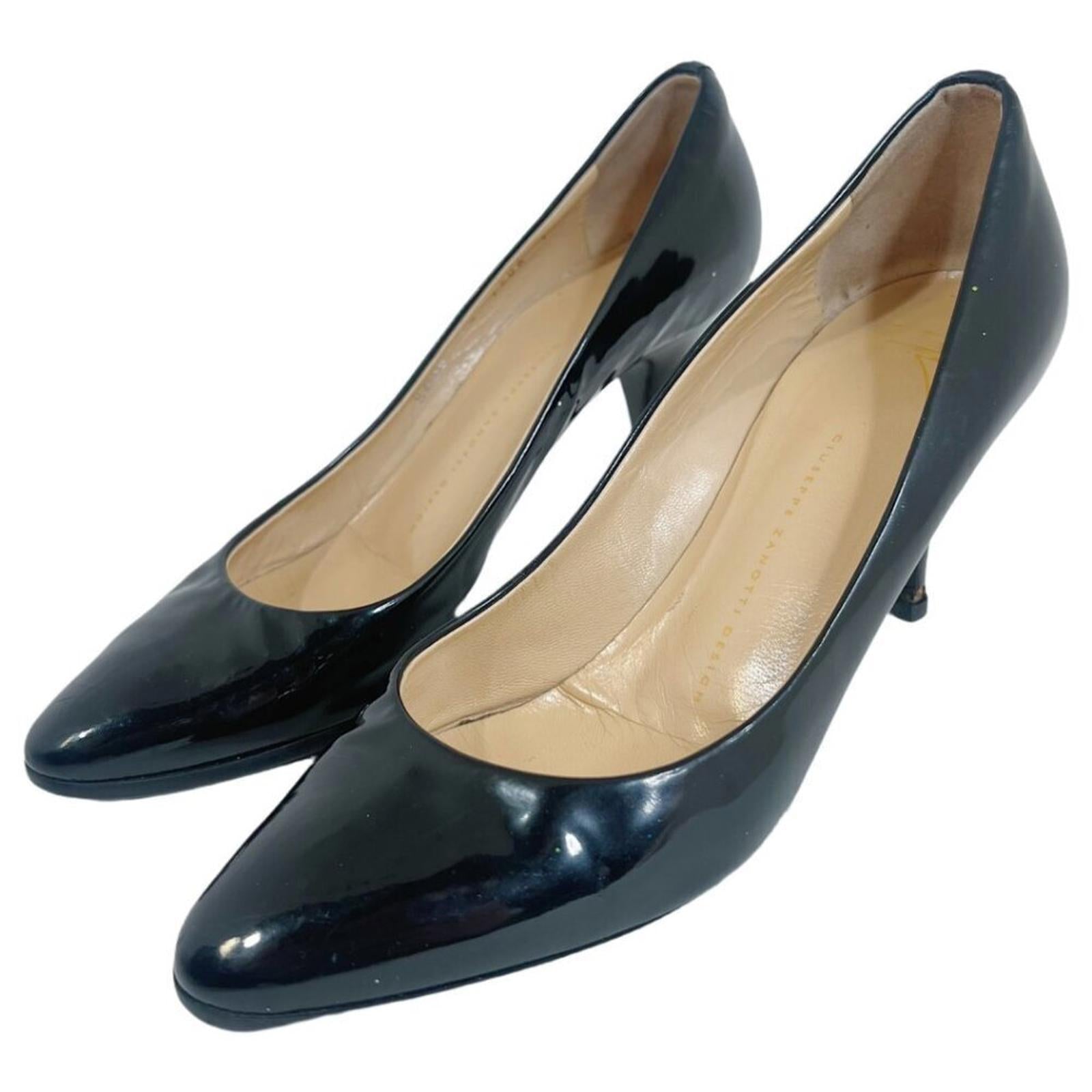 Giuseppe Zanotti Design Black Patent Leather Rounded Toe Pumps Heels Size 9