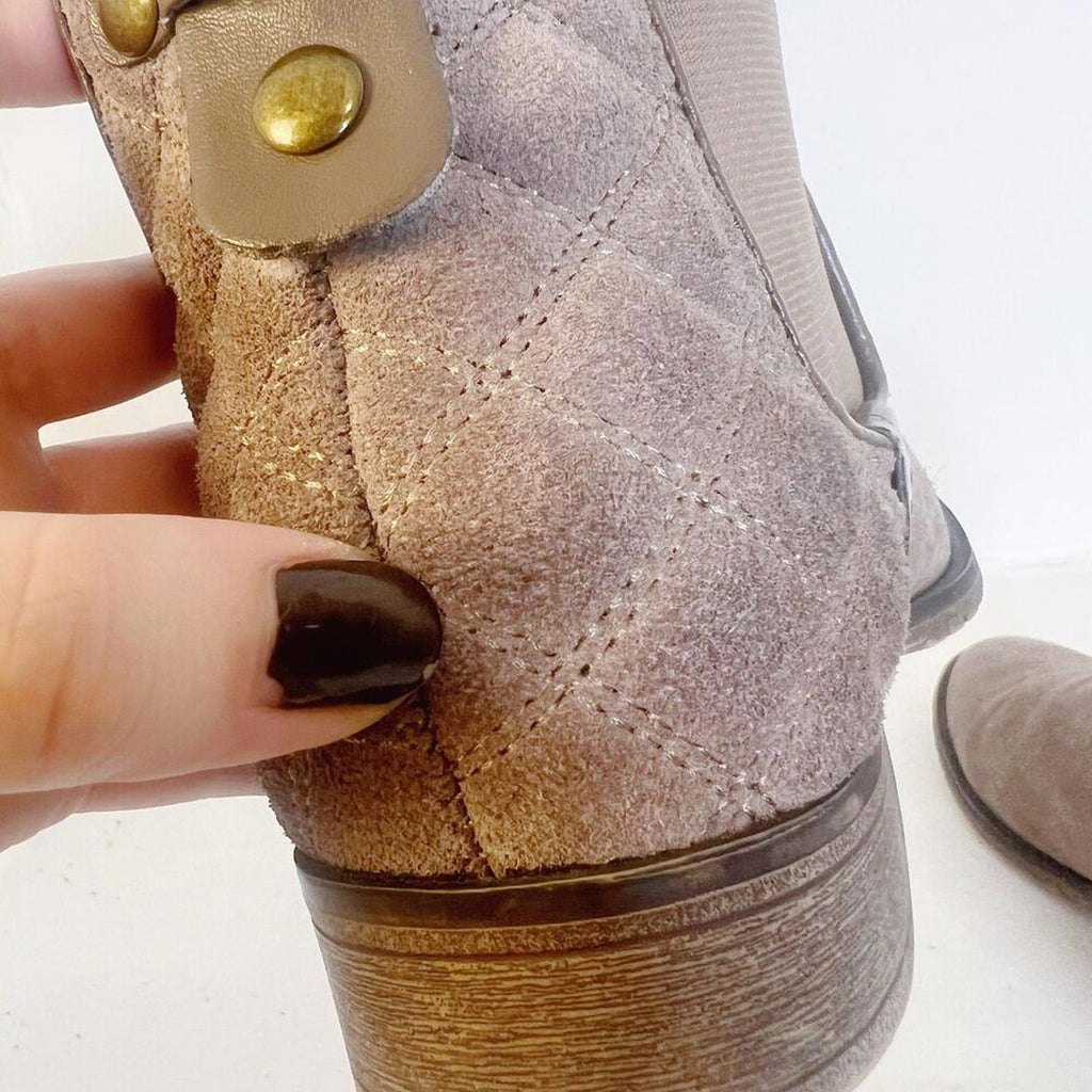 Steve Madden Gianna Taupe Suede Chelsea Ankle Boots Booties Women's Size 7.5