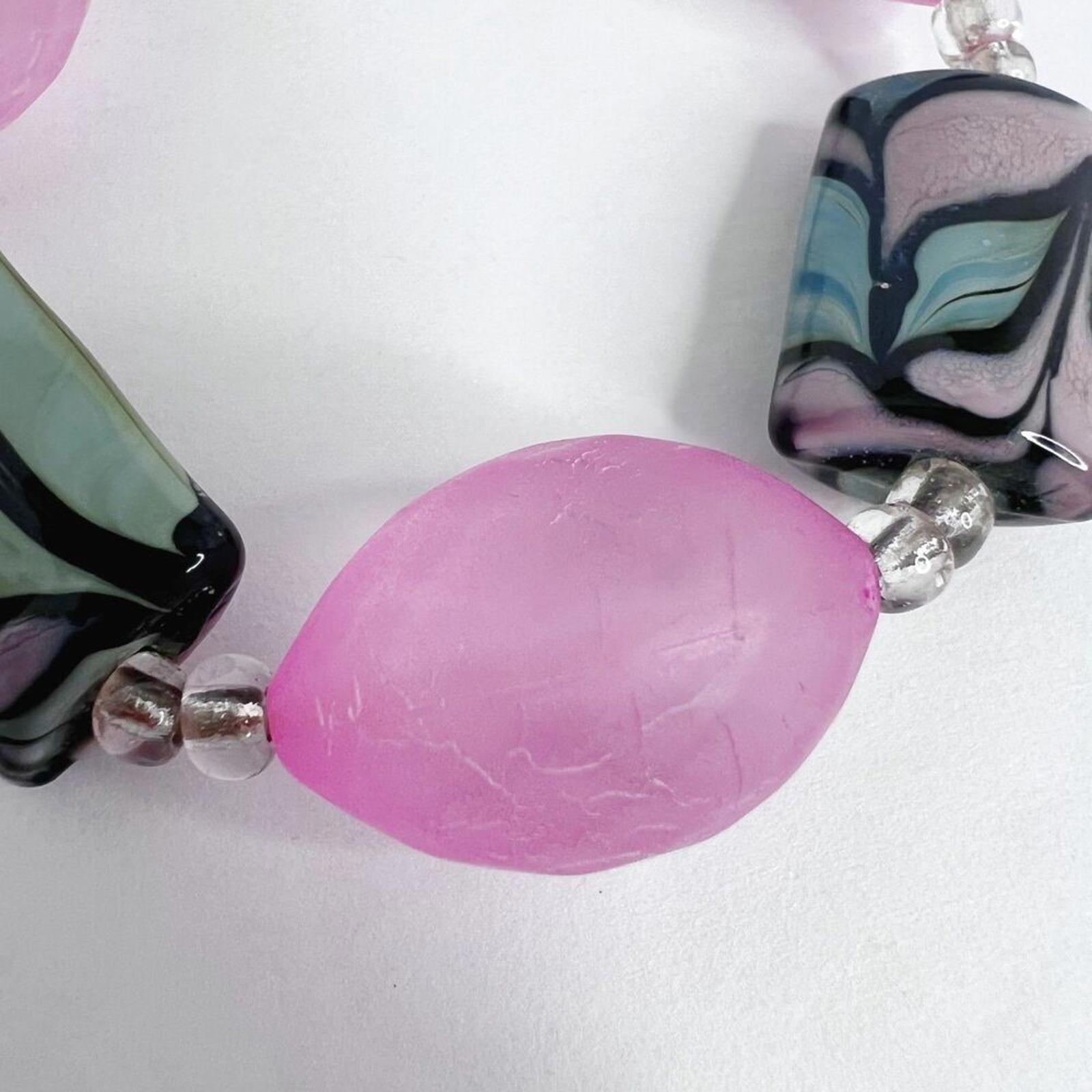y2k Vintage Pink and Green Beaded Bracelet Murano Swirl Beads