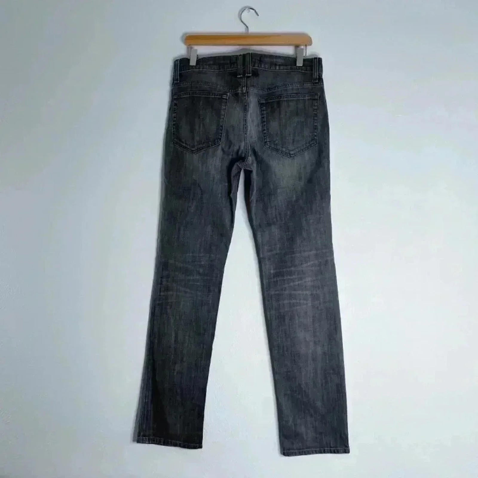 Joe's Jeans The Brixton Grey Straight Leg Jeans Mid Rise Distressed Size 31