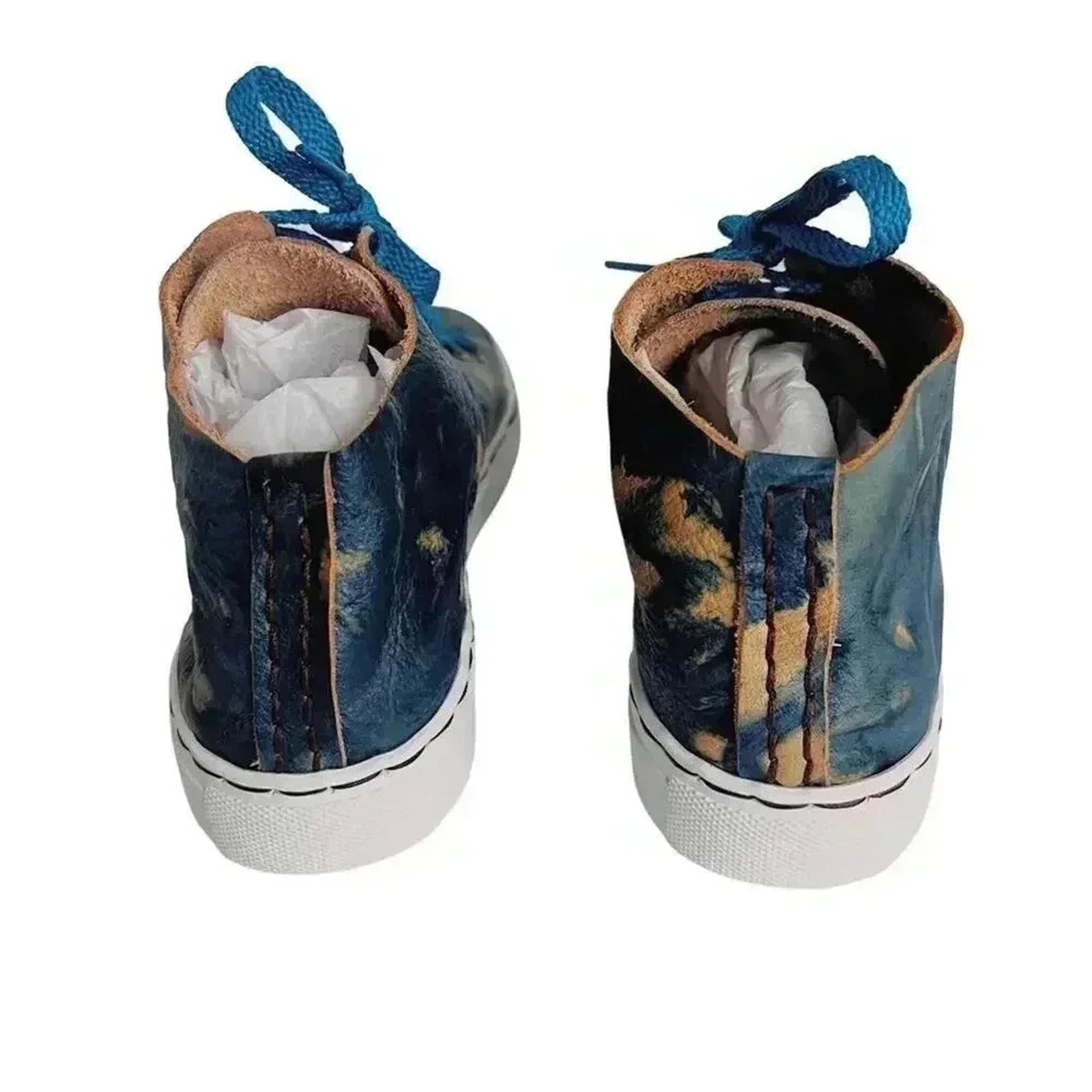 NWOT Moo Young Leather Blue Dip Dyed Sneakers
