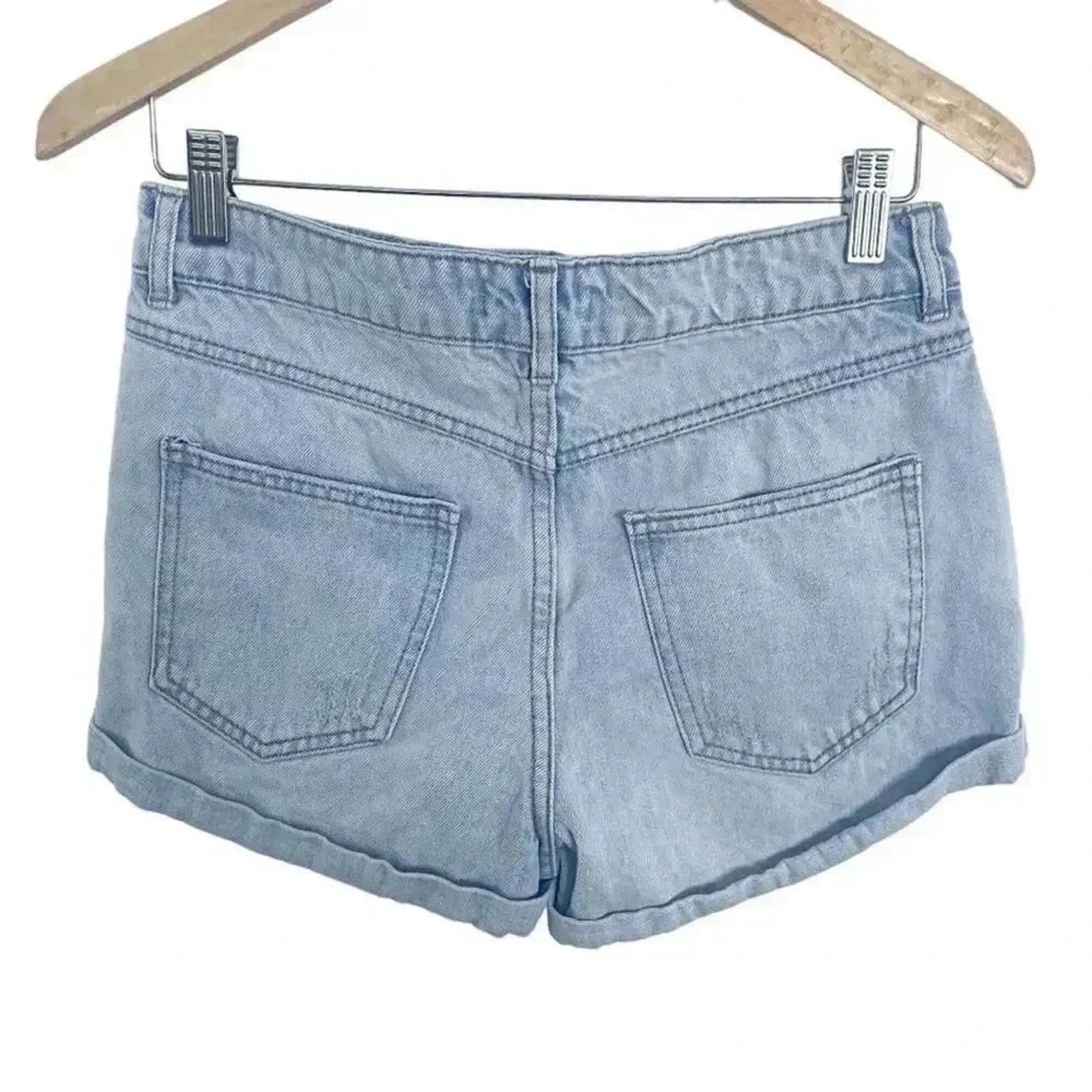 Forever 21 Distressed Light Wash Jean Shorts Rolled Hem Mid Rise Size 27