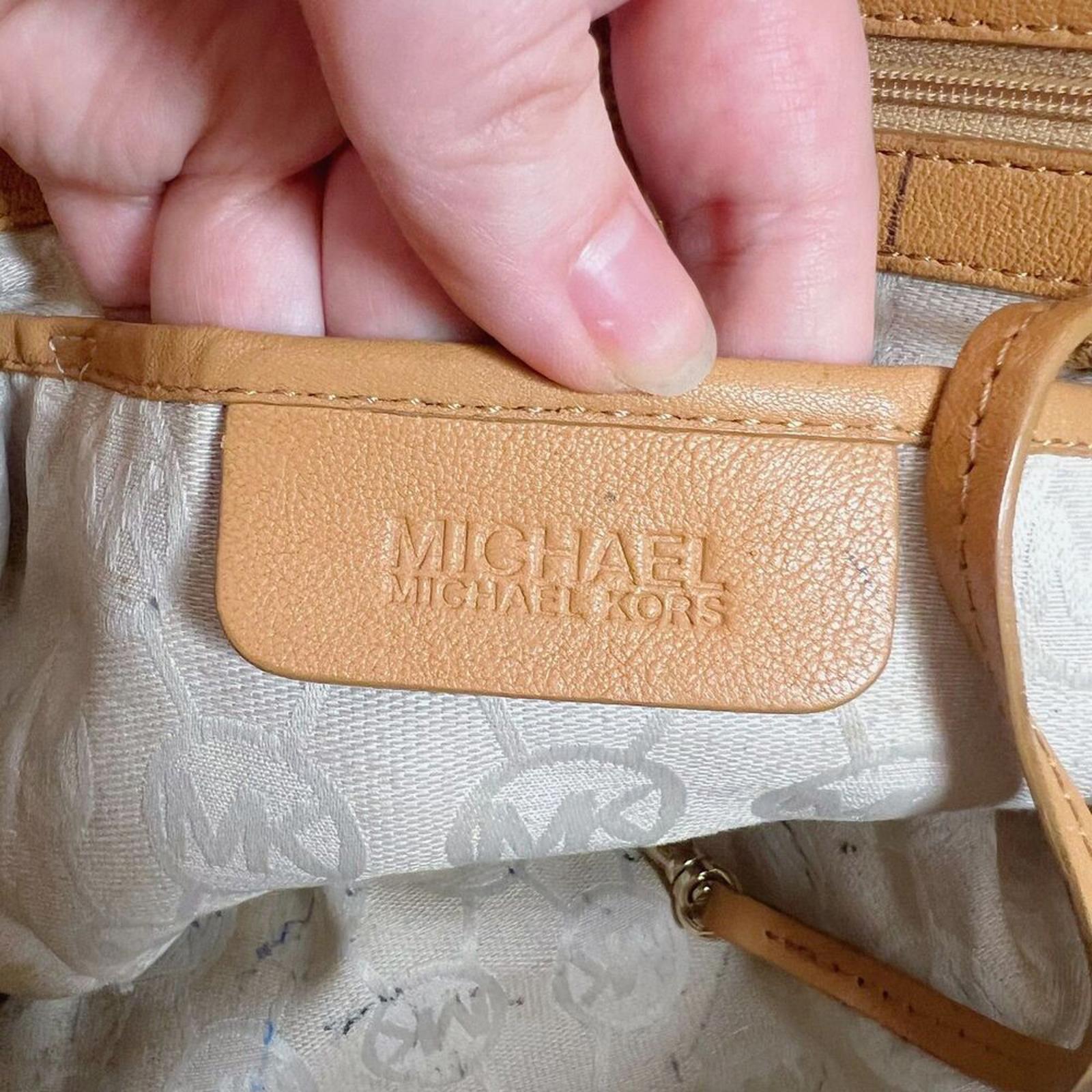 Michael Kors y2k Vintage ID Chain Hobo Bag Tan Light Brown Shoulder Bag