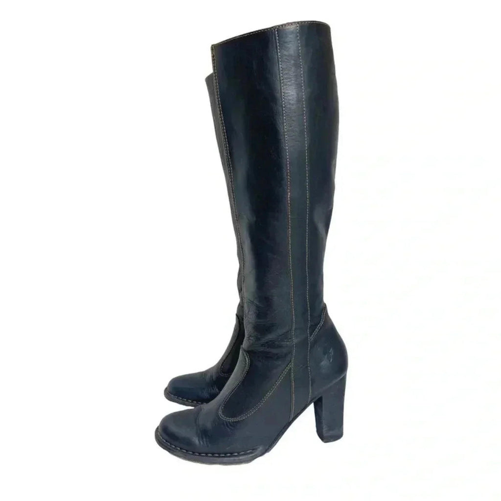 Frye Villager Pull On Boot Black Leather Boot Exposed Stitching Heeled Size 8.5