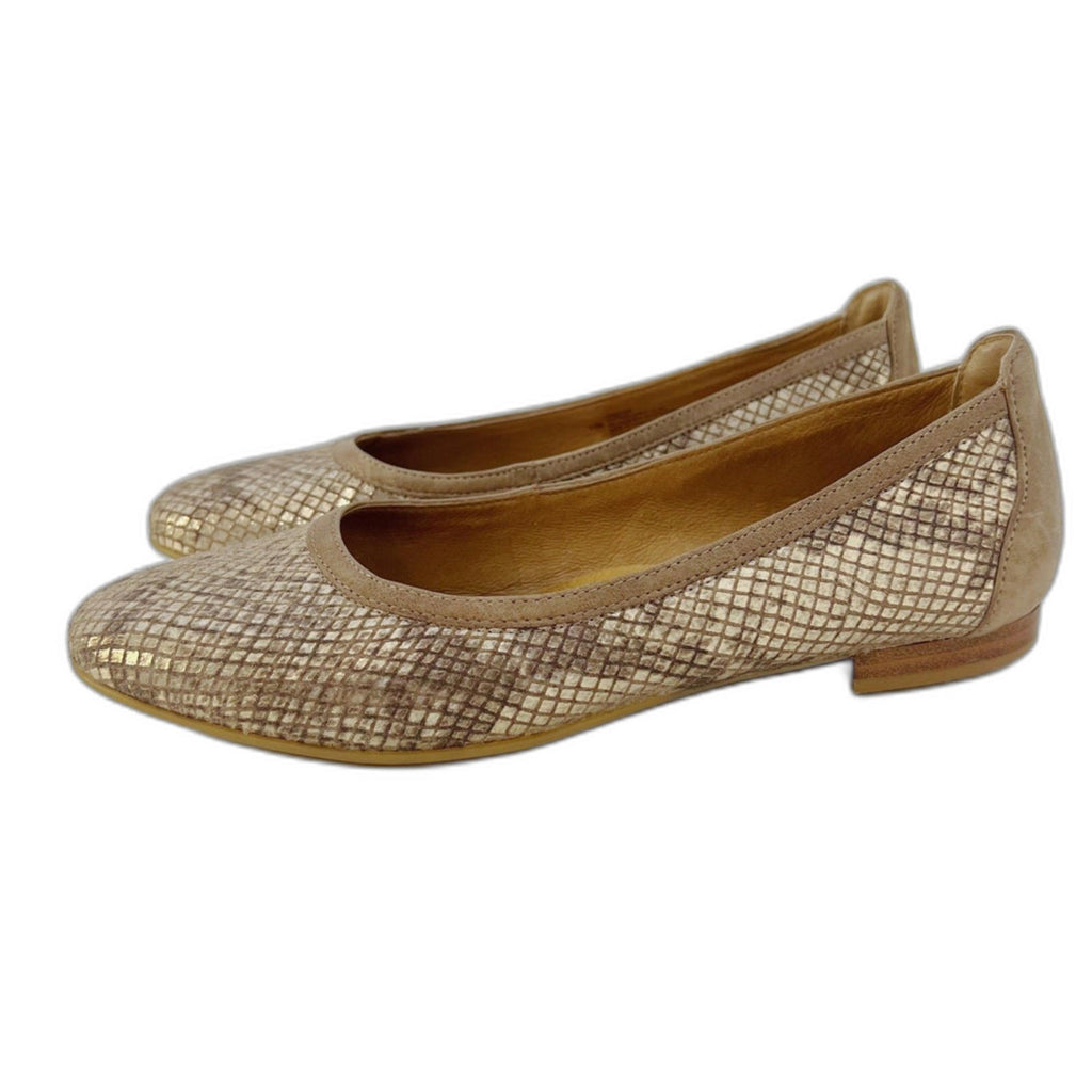 Sofft Women's Maretto Snakeprint Ballet Flats Snakeskin Slip On Flats Size 8.5