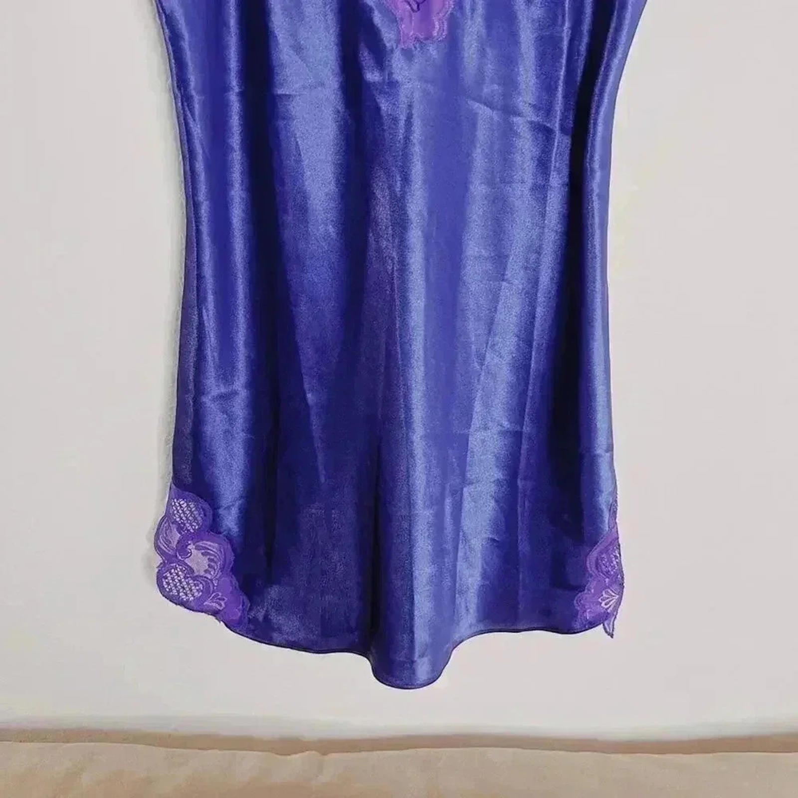 Vintage 90s Victoria's Secret Gold Label Purple Lacy Slip Women's Size L