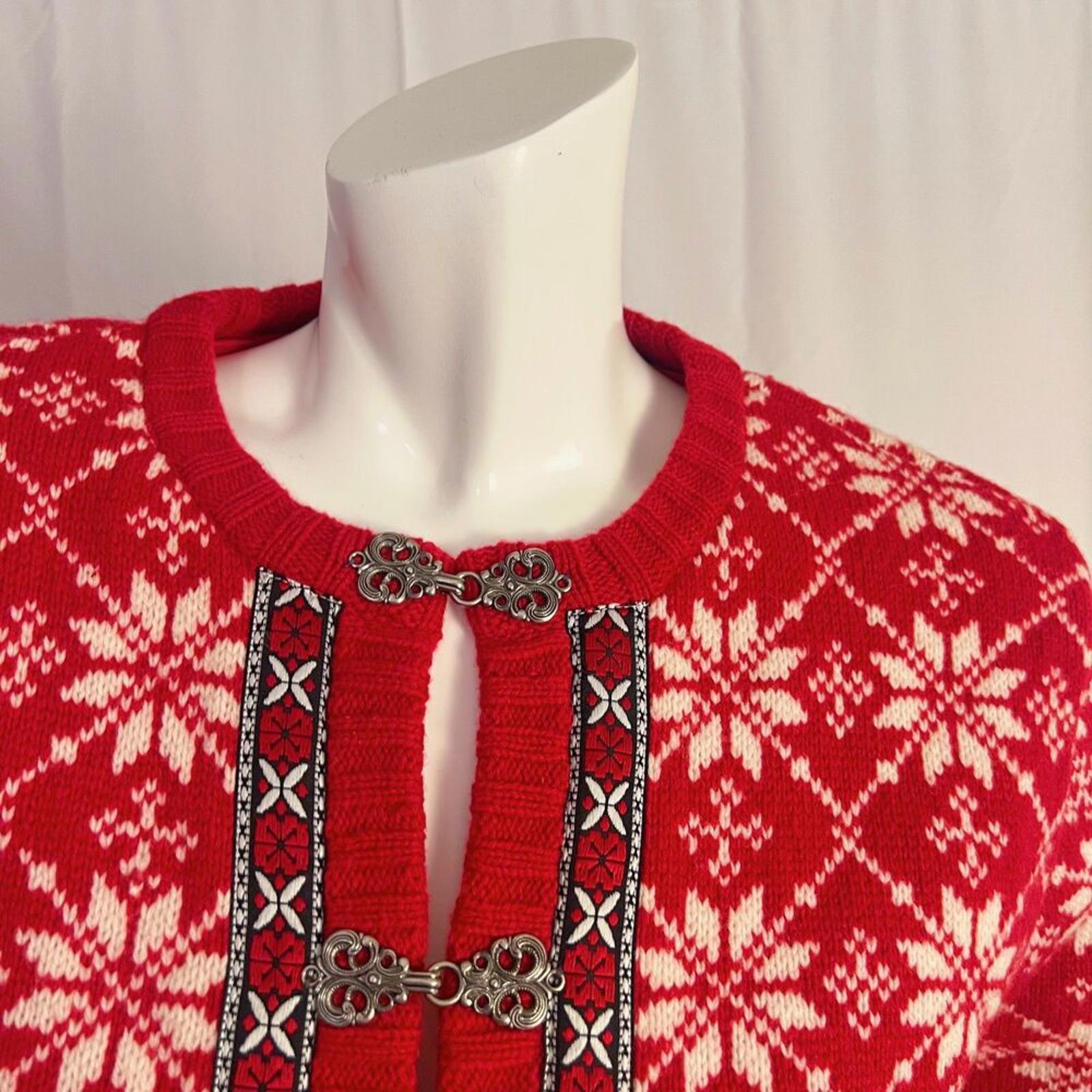 Vintage Lamb's Wool Casual Corner Fair Isle Sweater Cardigan Snowflakes Size S