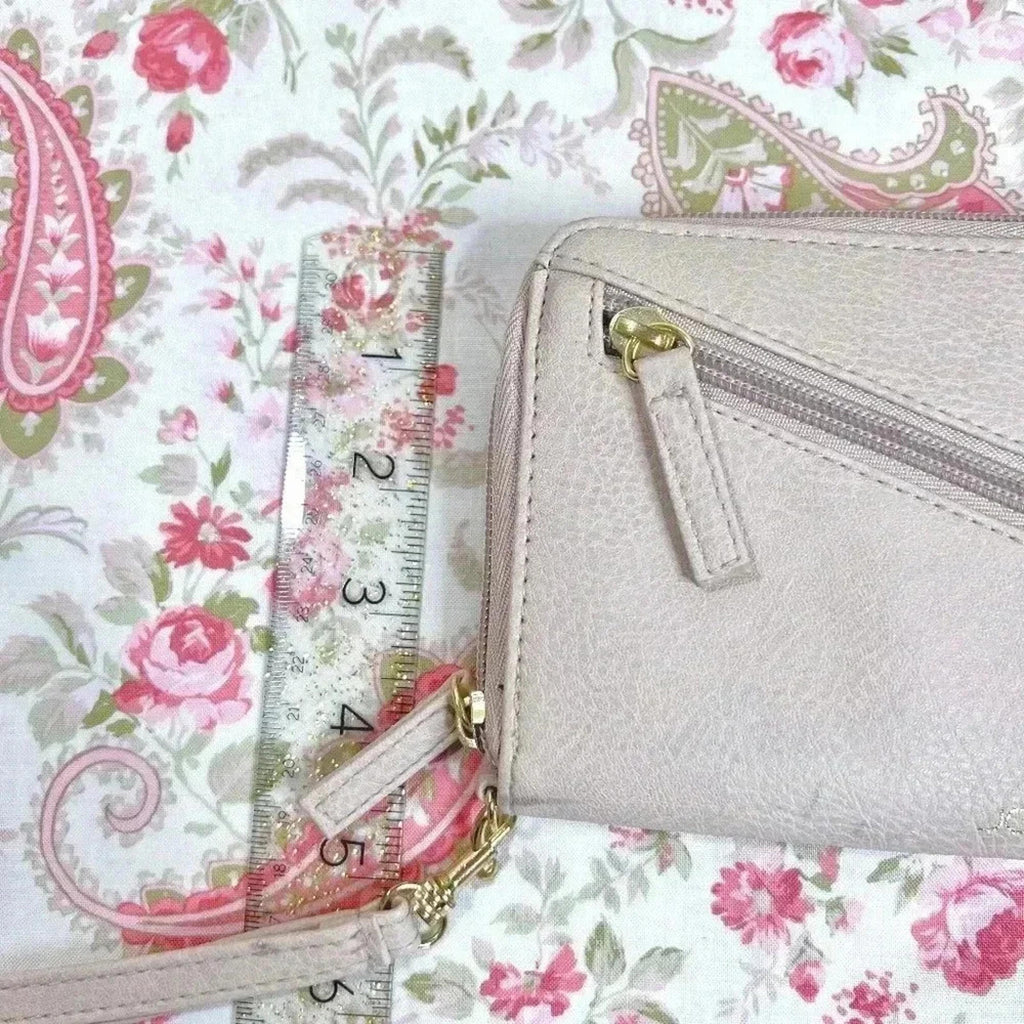 Joe's Jeans Cream Leather Wristlet Diagonal Zipper Zip Up Wallet