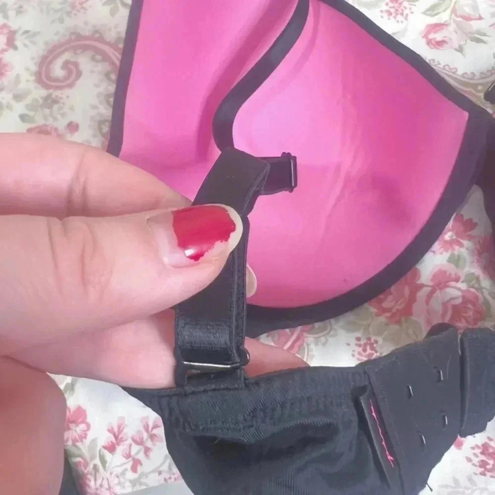 PINK by Victoria's Secret Black T Shirt Bra Pink Interior 34D
