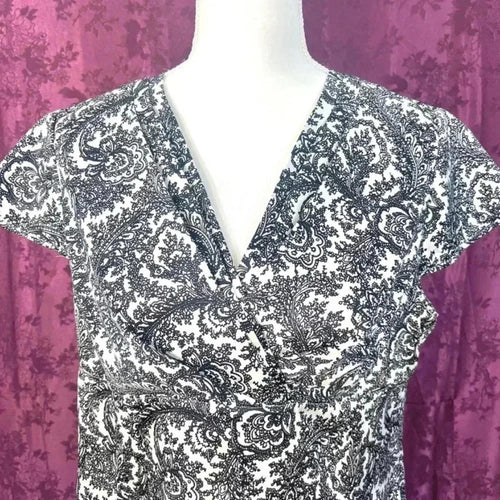 Ann Taylor Petites Black and White Short Sleeve Blouse Size 12P