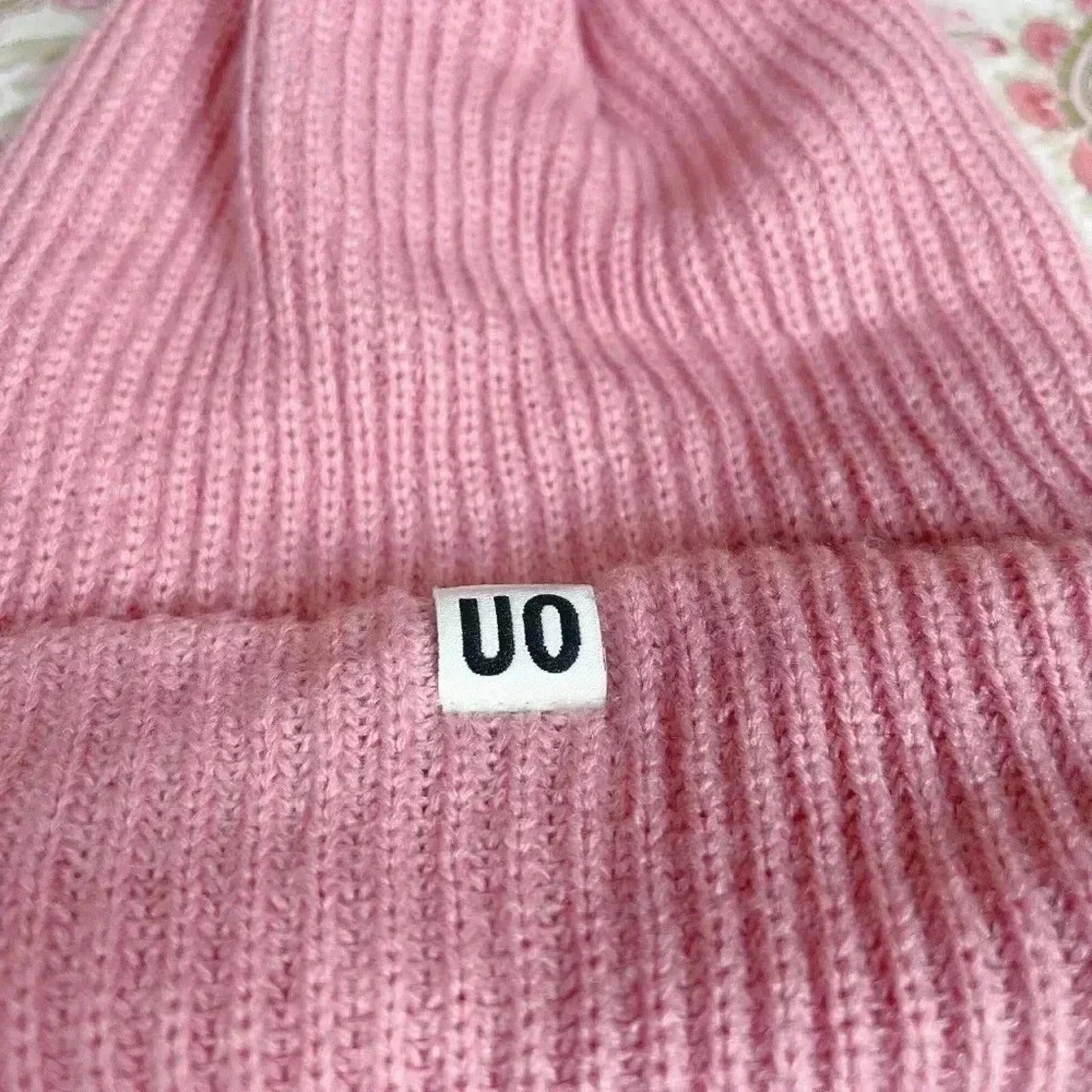 NWT UO Light Pink Winter Hat Beanie With Pompom Ballerina Pink Coquette