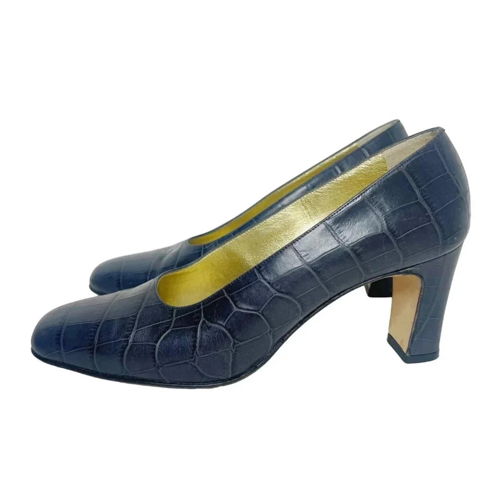 Escada Vintage Navy Blue Crocodile Rounded Toe Pumps Women's Size 8.5
