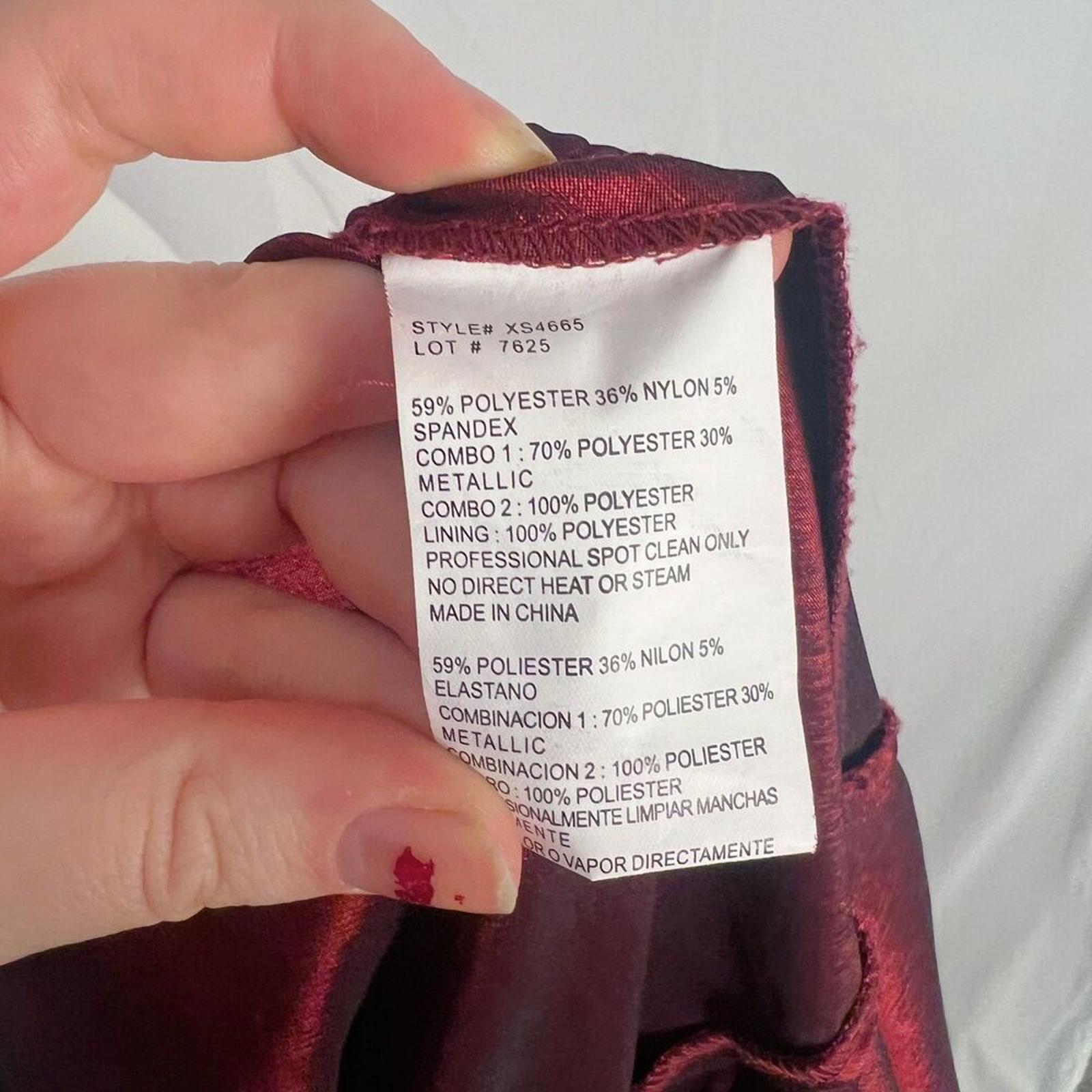 Xscape Sleeveless Stretch Truffeta Dress Lace Red Mermaid Gown Goth Alt Size 8