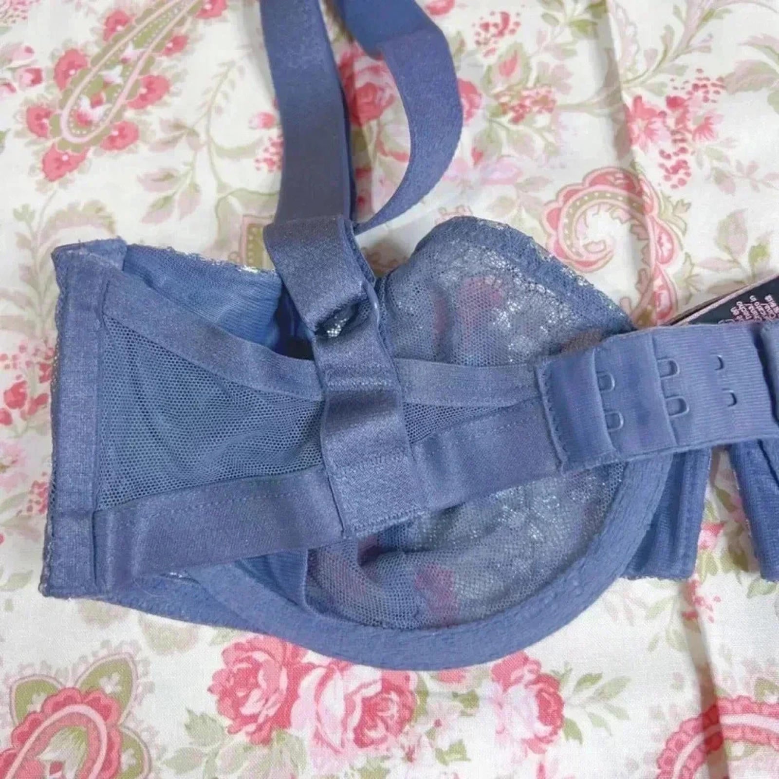 Victoria's Secret Very Sexy Unlined Balconet Bra Grey and Silver 32D