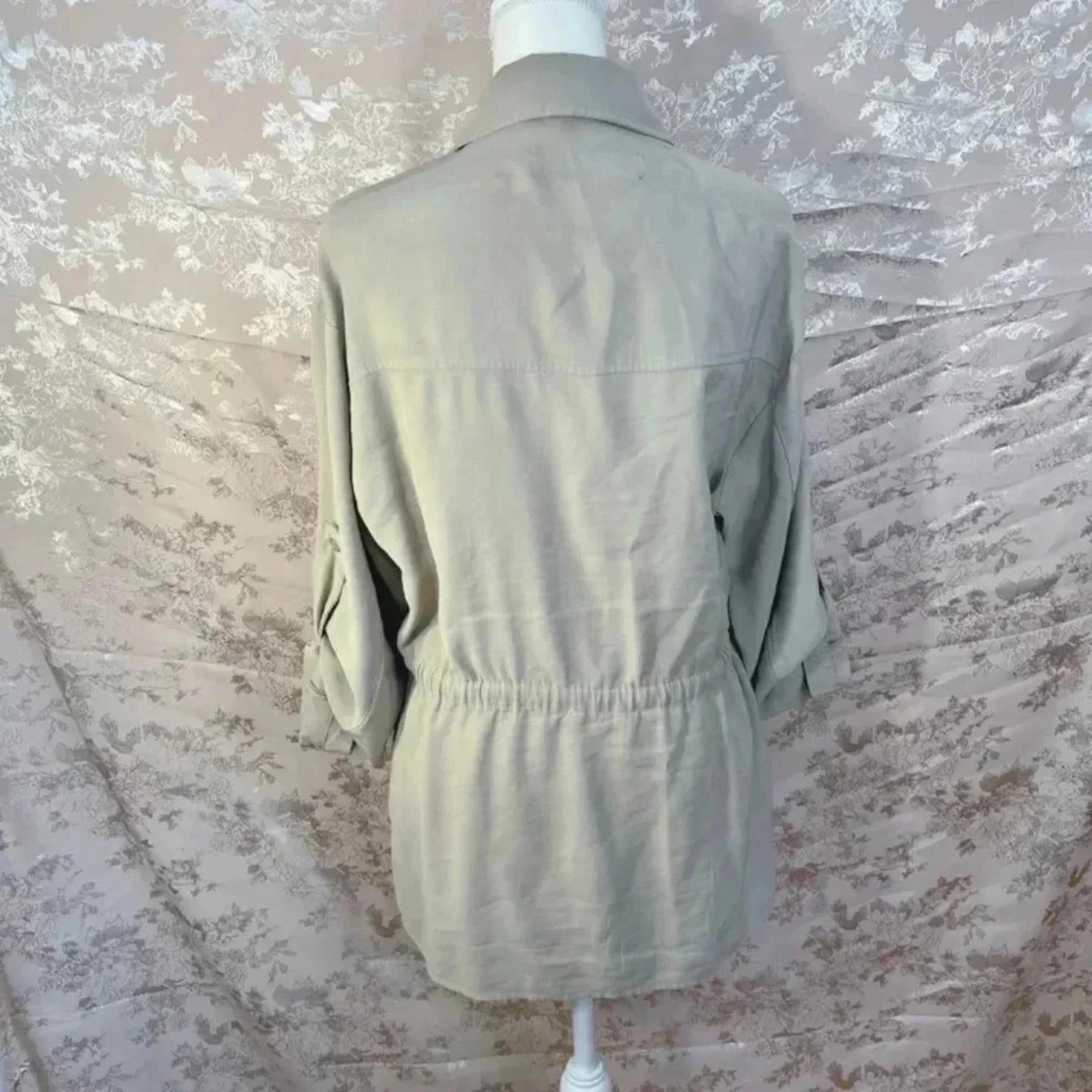 Zara Beige Women's Button Up Utility Jacket Size M