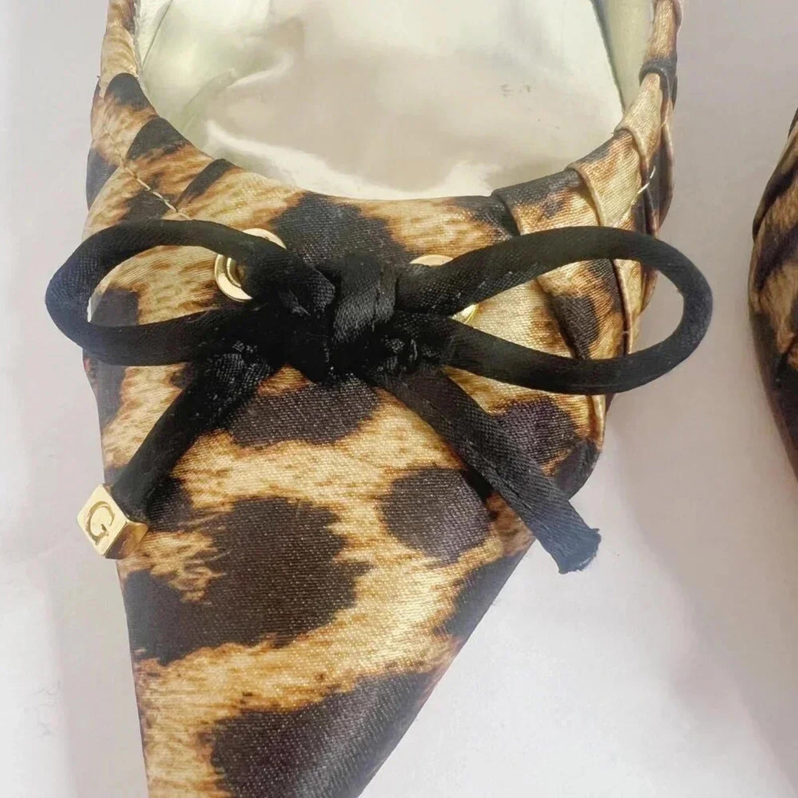 Guess Leopard Print Satin Pumps Black Bows Pointed Toe Heels Women's Size 7