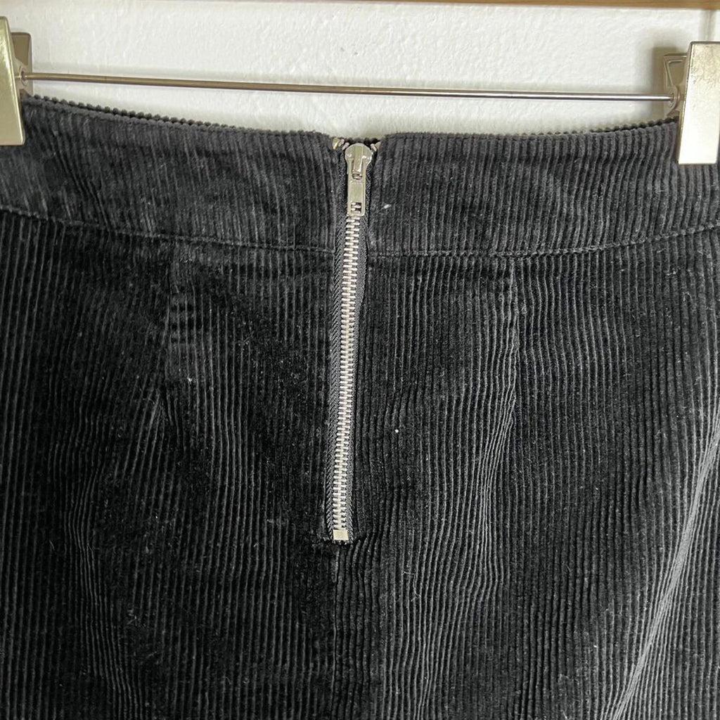 BDG Urban Outfitters Black Corduroy Mini Skirt Pockets Size S