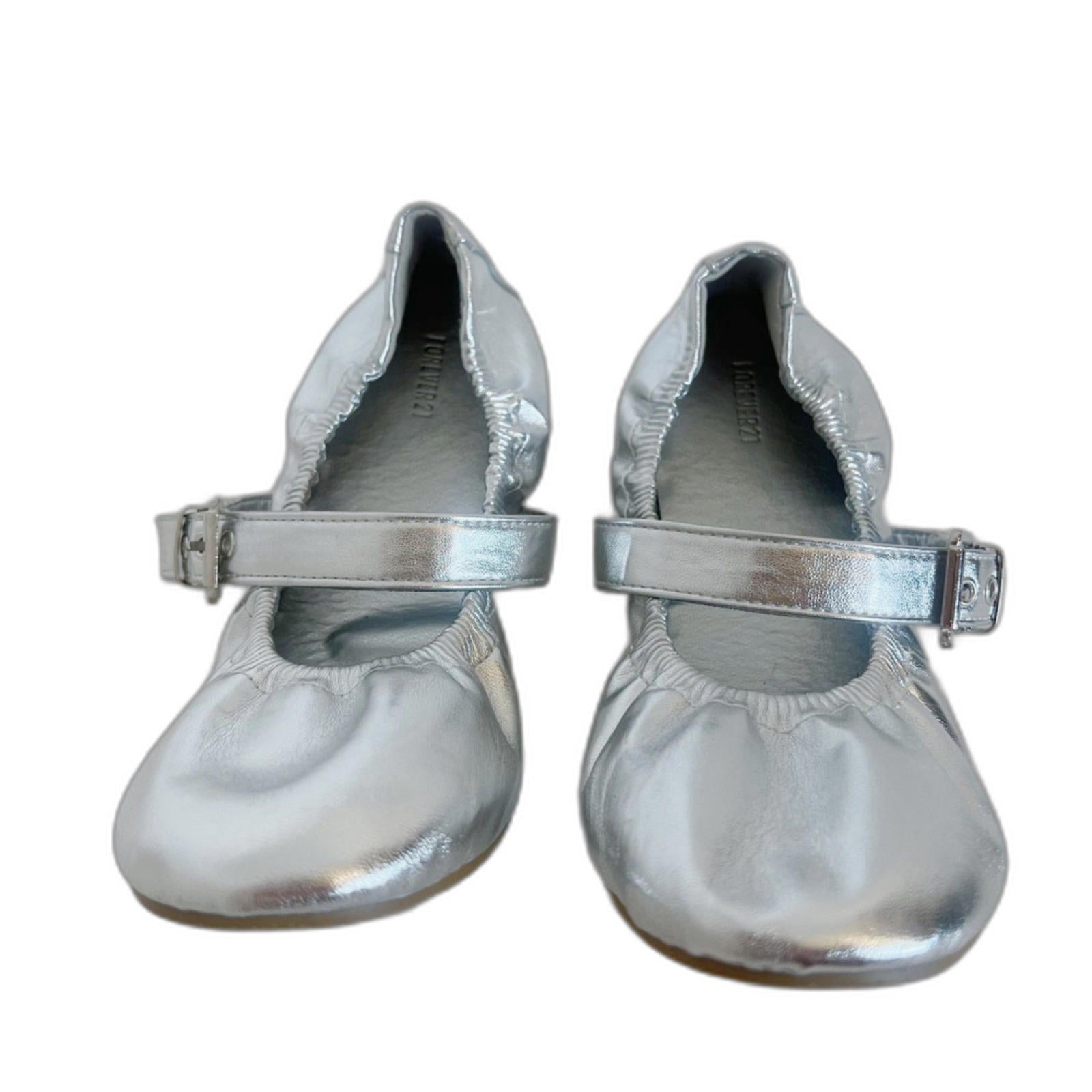 Like New Forever 21 Silver Metallic Ballet Flats Buckle Women's Size 9.5