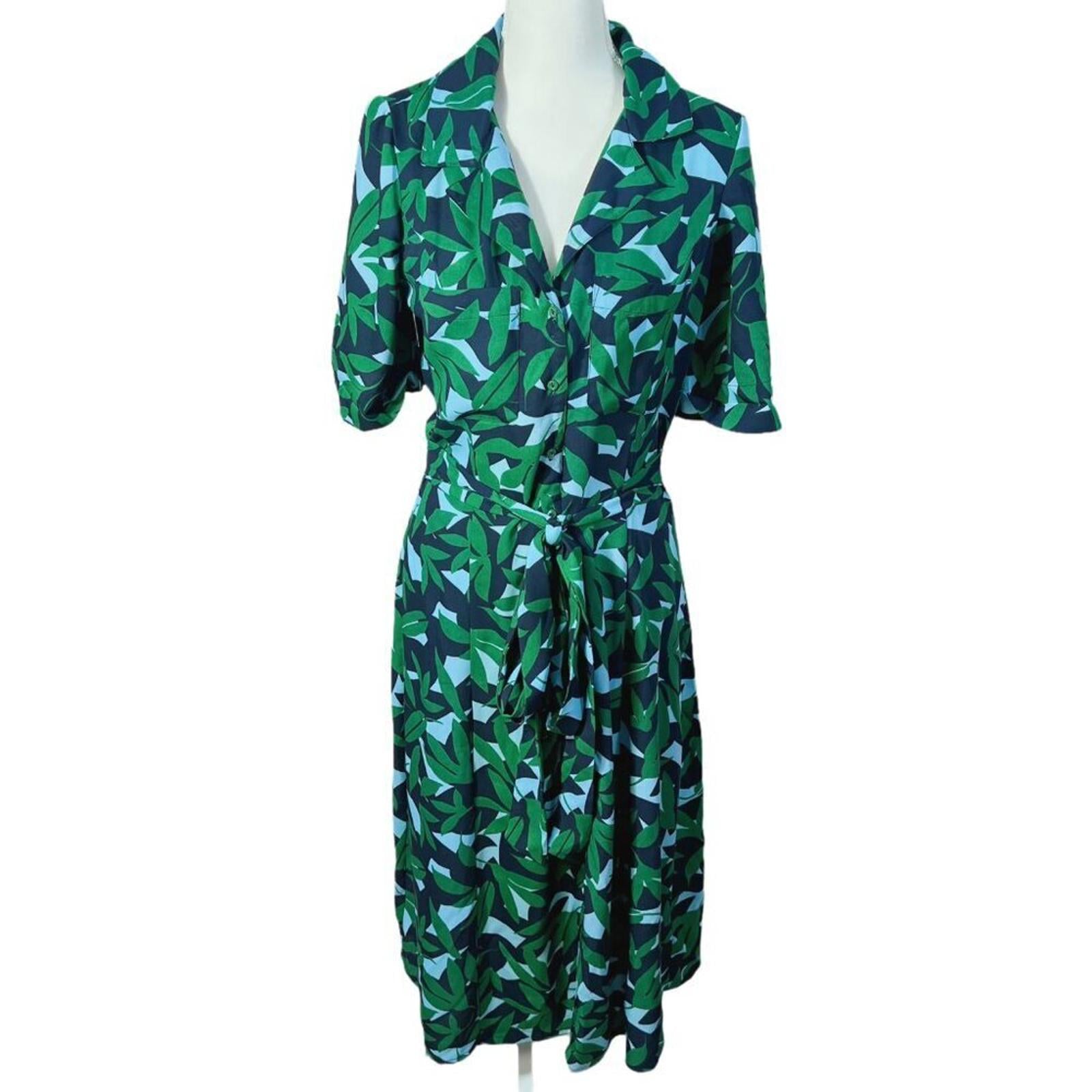 Walter Baker Valencia Dress in Green Short Sleeve Button Up Leaf Print Size M