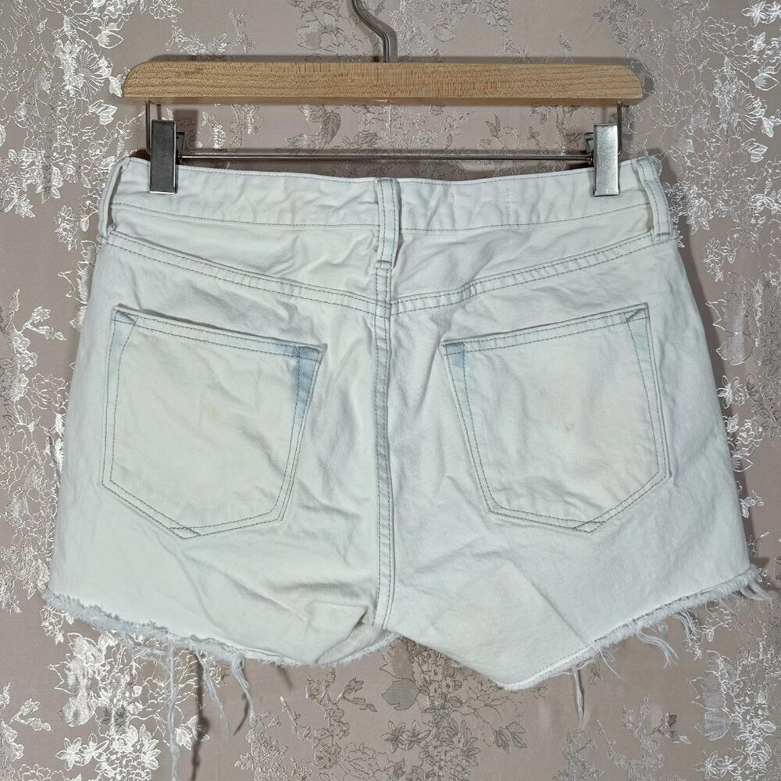 GAP High Rise Slim Cut-Offs Bleached White Denim Shorts Distressed Size 27