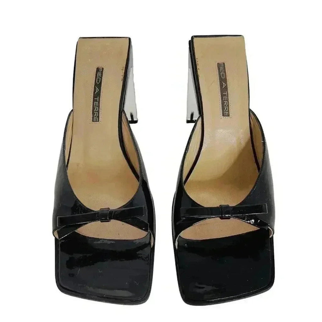 Y2K Pied A Terre Vintage Patent Leather Square Toe Acrylic Heels