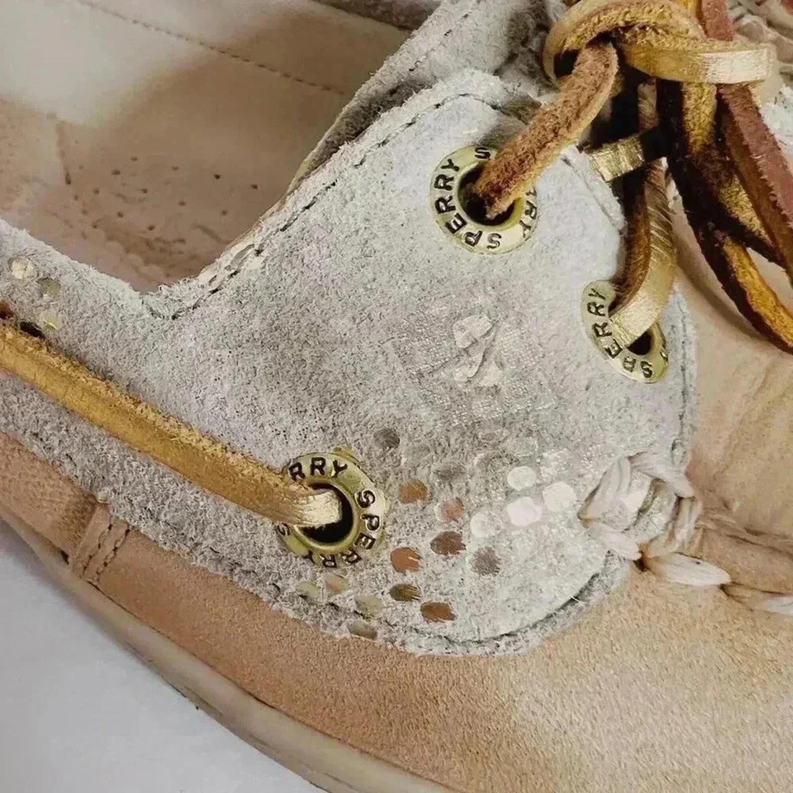 Sperry Top-Sider Tan Leather Boat Shoes Gold Details Preppy Old Money Size 9.5