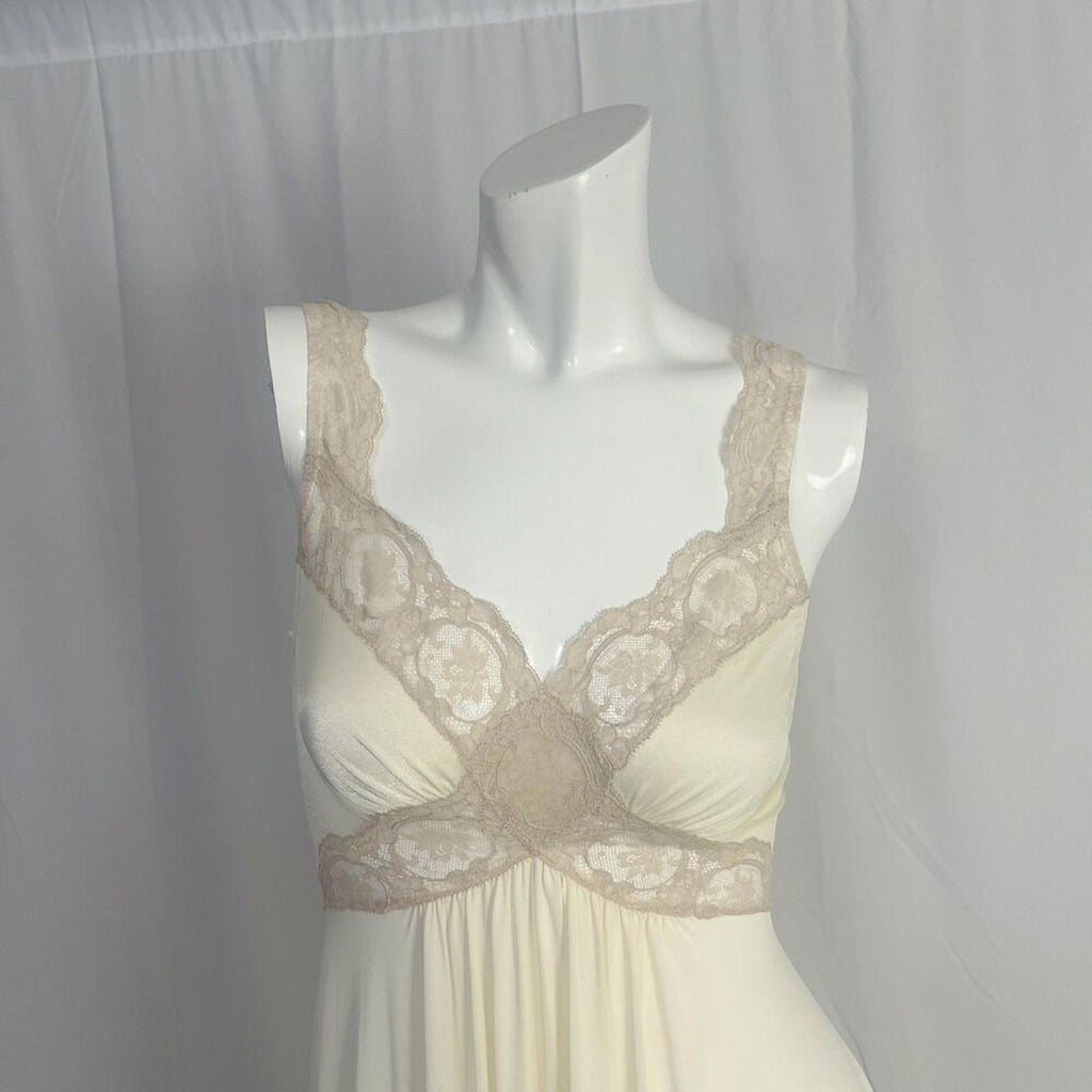 Olga Bodysilk 1970s Vintage Cream Lace Bodice Long Nightgown Neglige Slip Size S