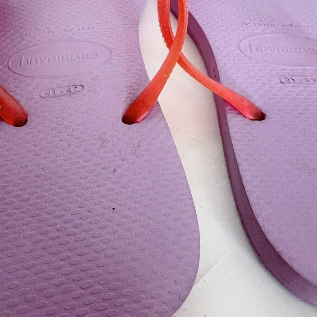 Havaianas Light Purple and Pink Flip Flops Thongs Sandals Women's Size 11-12 US
