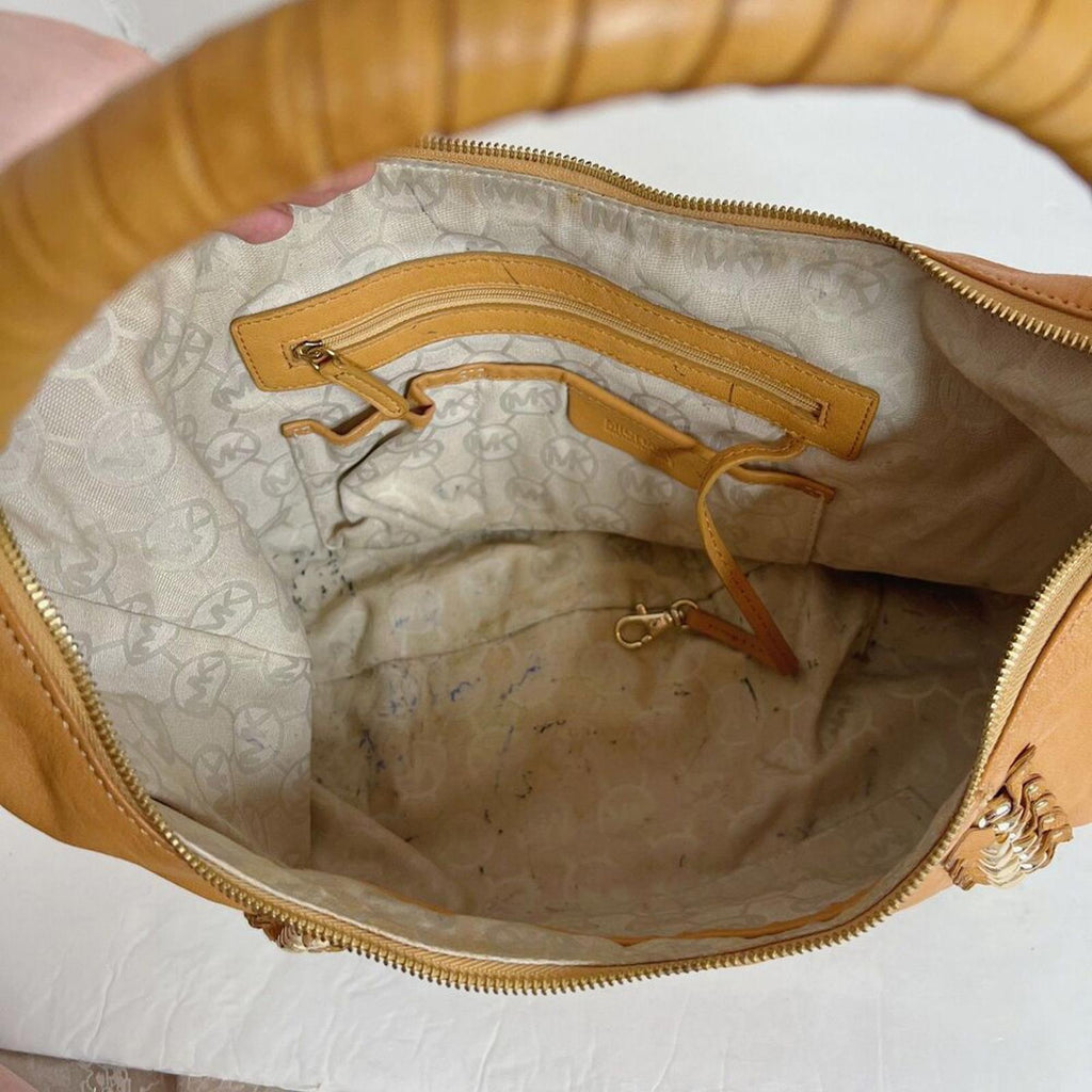 Michael Kors y2k Vintage ID Chain Hobo Bag Tan Light Brown Shoulder Bag