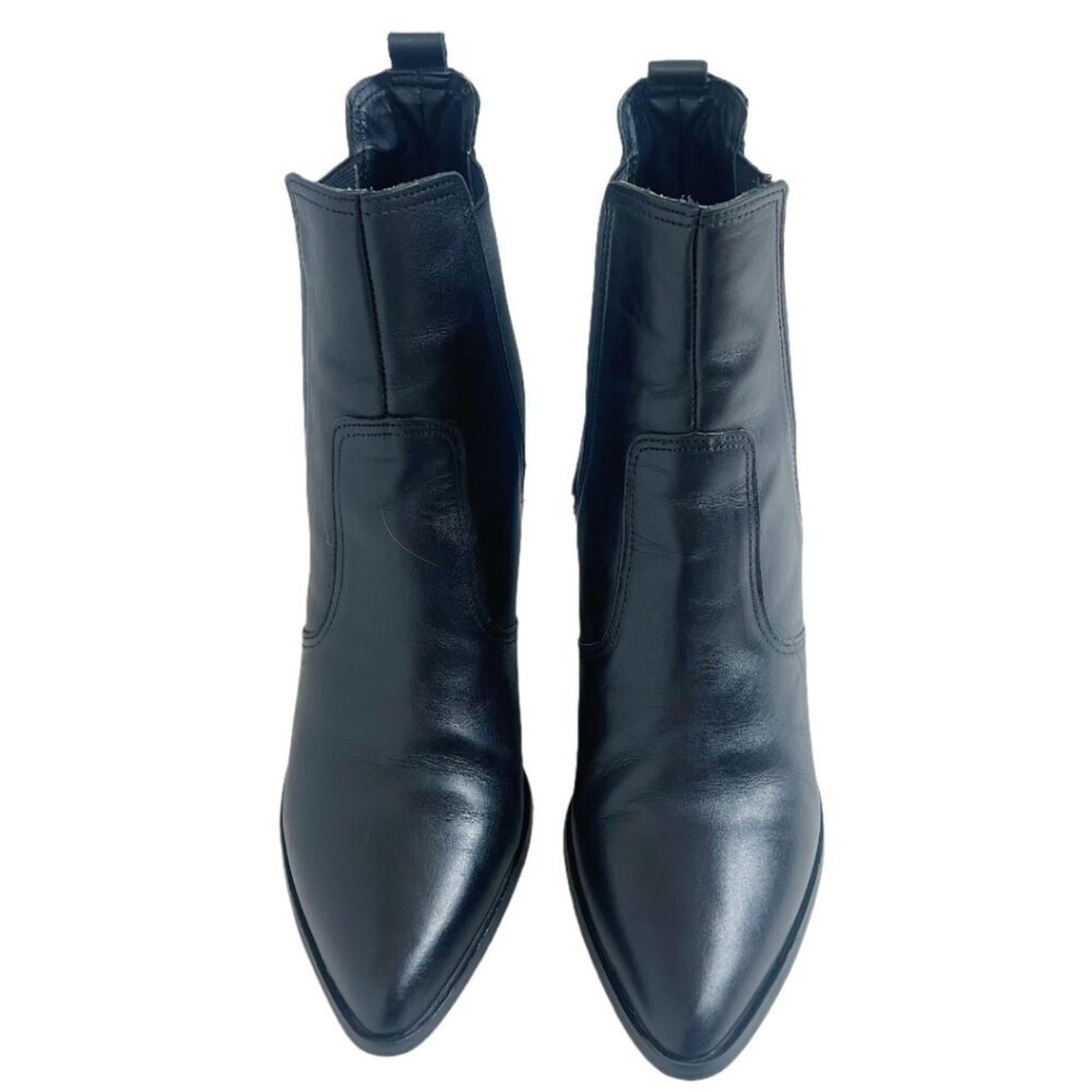 Steve Madden Patricia Black Leather Chelsea Boot Pointed Toe Bootie Size 10