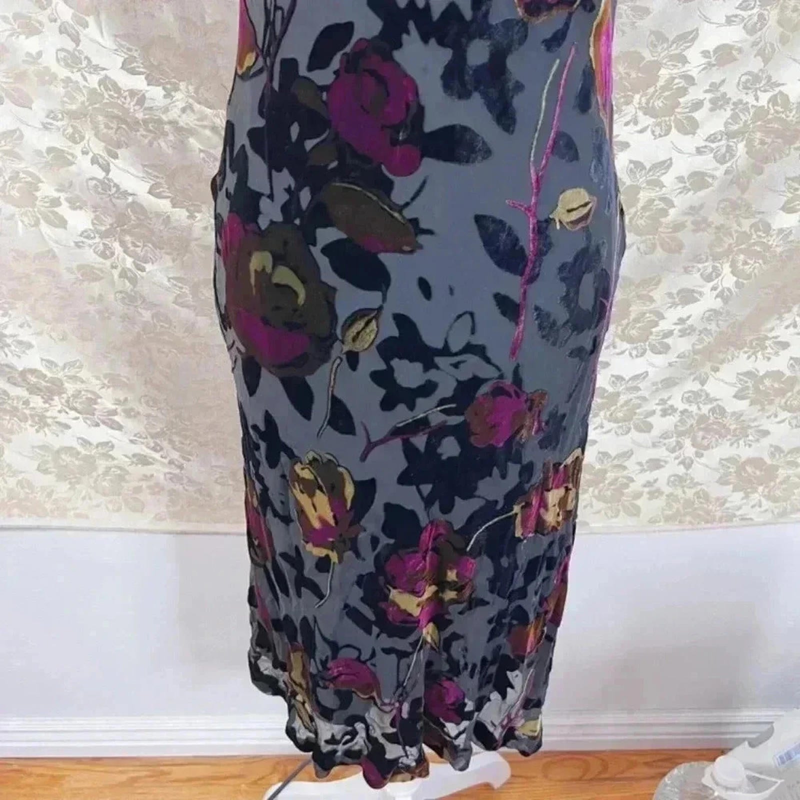 Vintage Jones New York Black Pink Velvet Floral Dress Women's Size 8