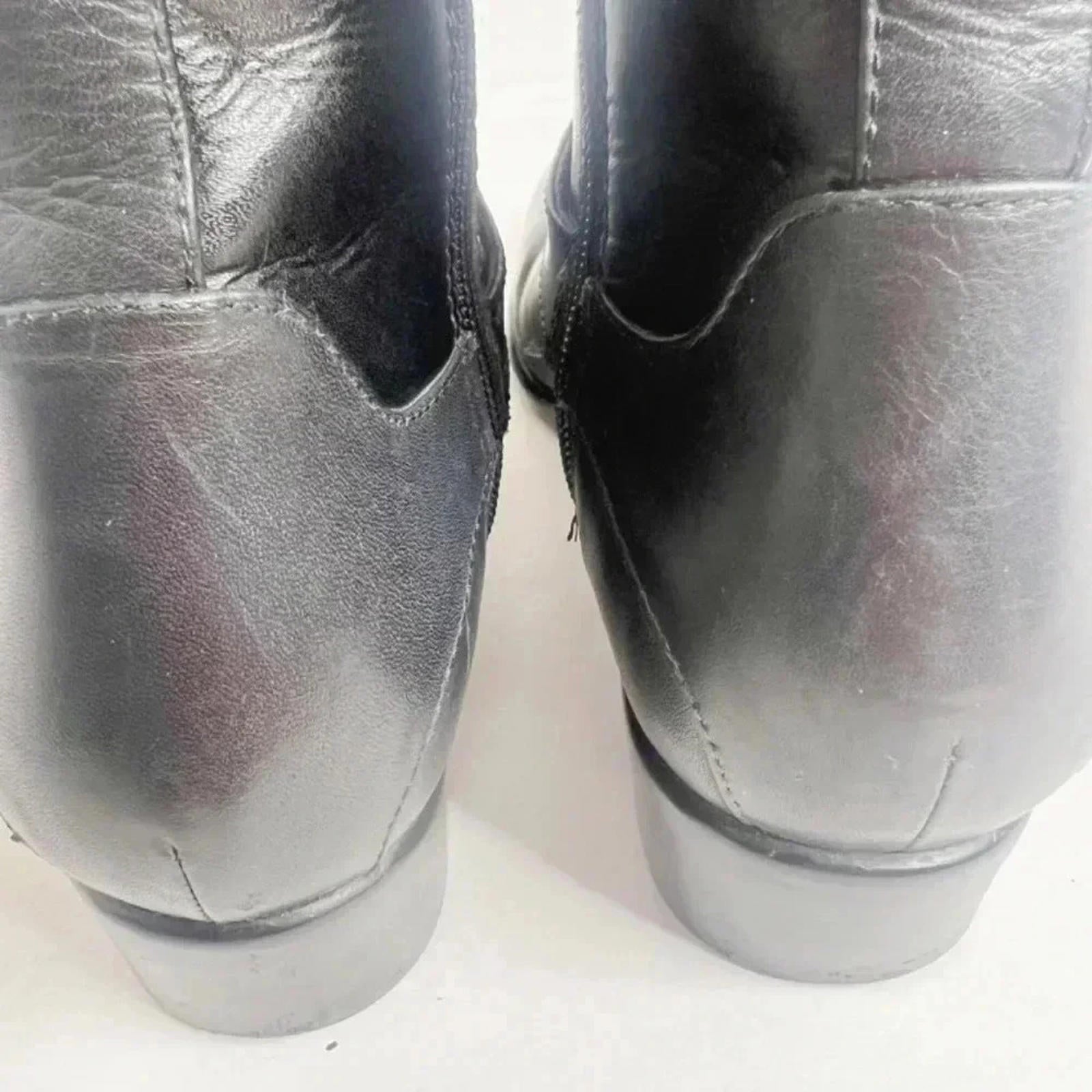 Aravon Black Leather Booties Silver Buckle Women's Size 5.5