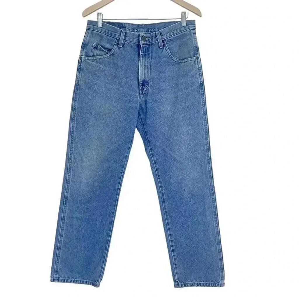 Wrangler Men's Medium Wash Straight Leg Jeans Mid Rise Size 33 x 30