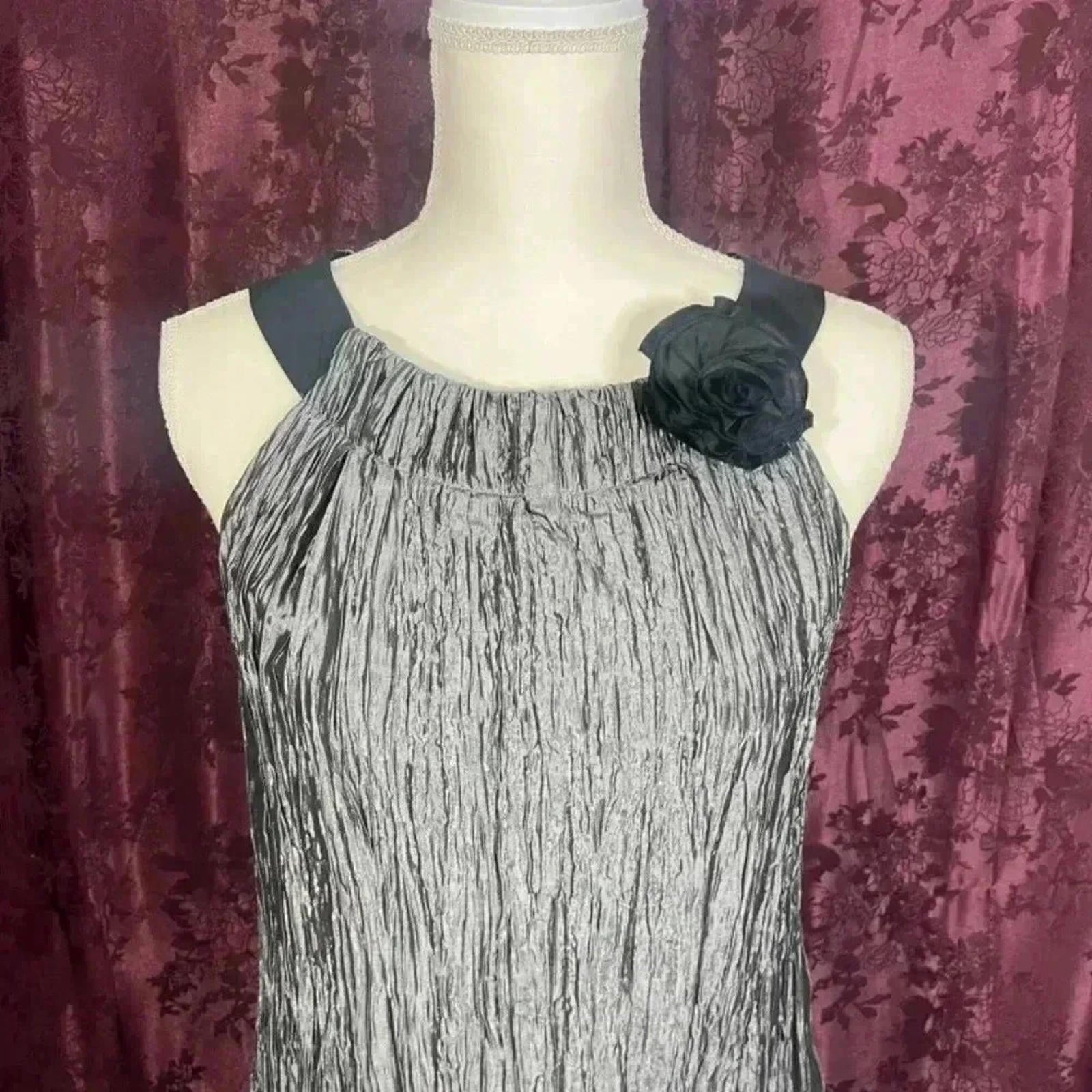 Vintage Silver Satin Crepe Shift Dress With Flower Metallic Women's Size 10