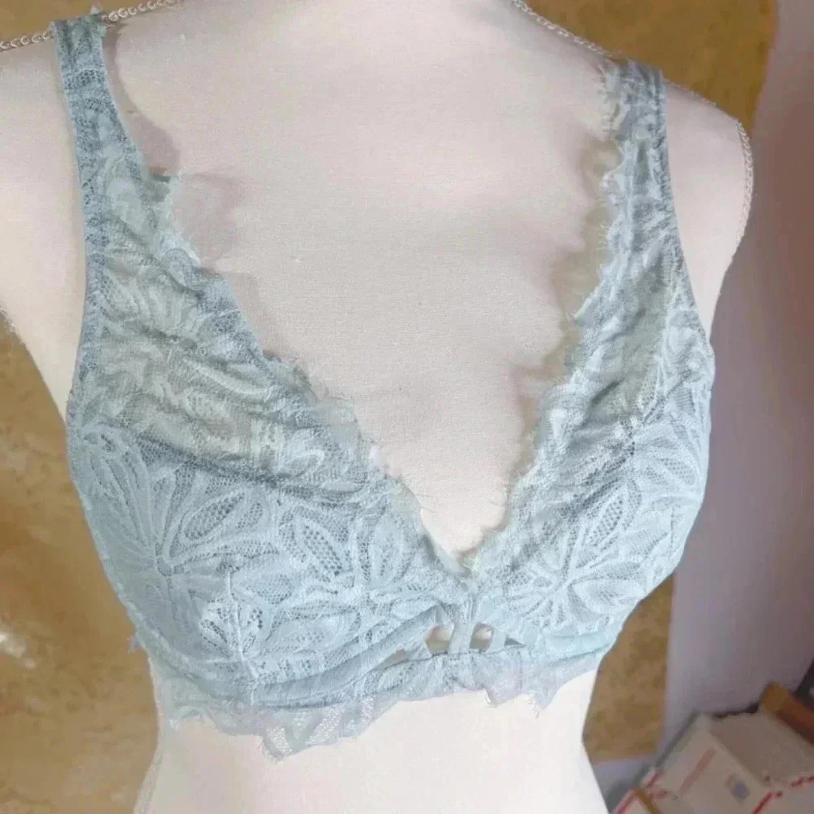 PINK by Victoria's Secret Light Blue Date Unlined Lace Bralette Size S