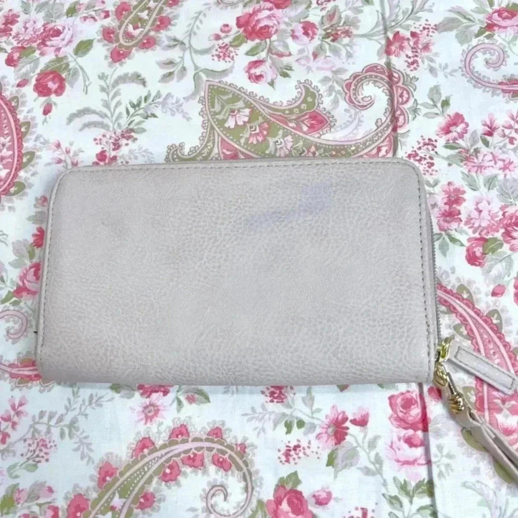Joe's Jeans Cream Leather Wristlet Diagonal Zipper Zip Up Wallet