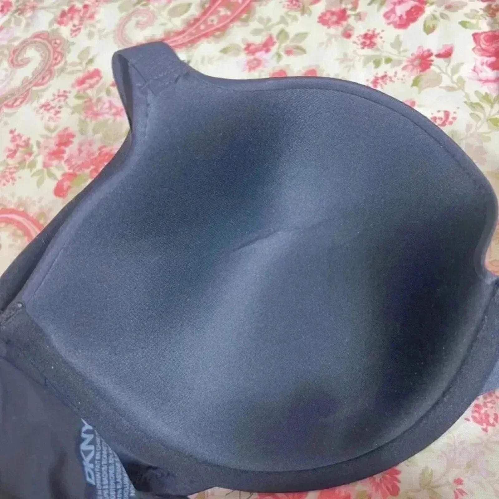 DKNY Black T Shirt Bra 36DD