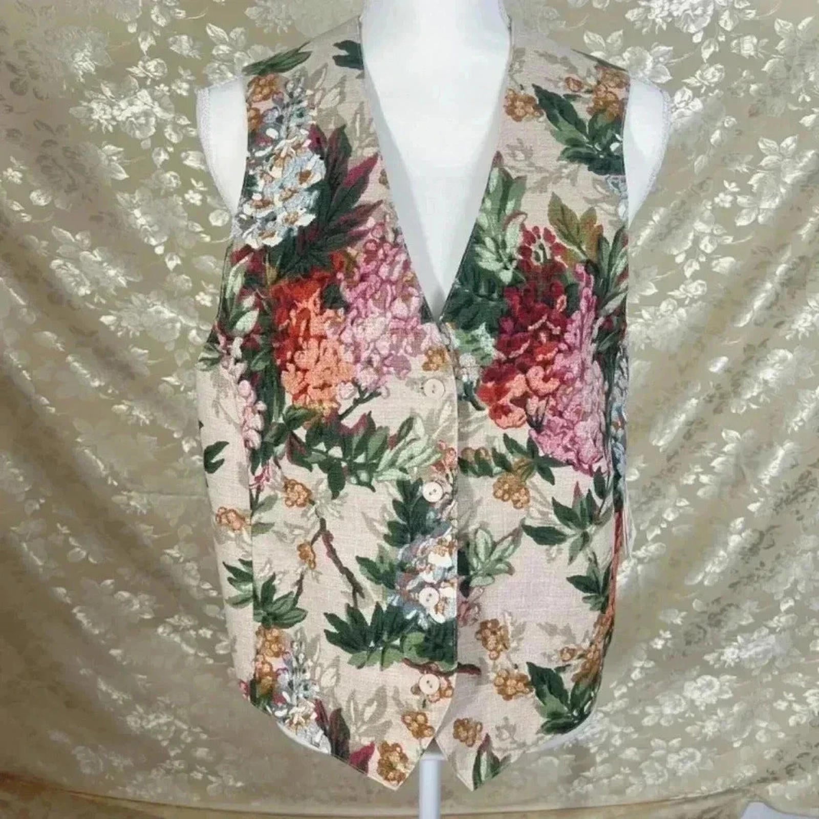 NWT 90s Vintage Floral Embroidered Vest Women's Size 11/12 Cottagecore Coquette