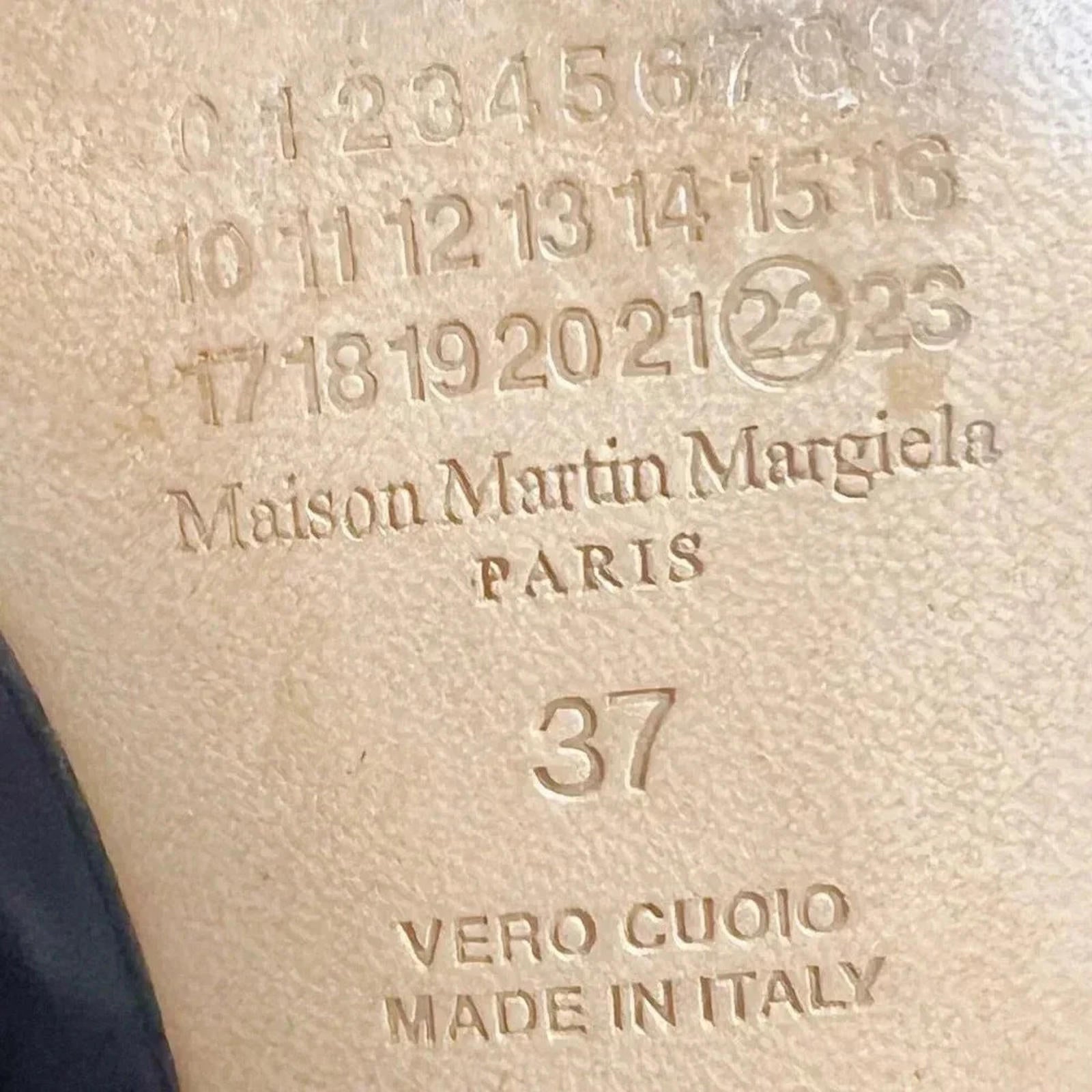 Maison Martin Margiela Paris Black Leather Heeled Booties Size 37 38WU0239