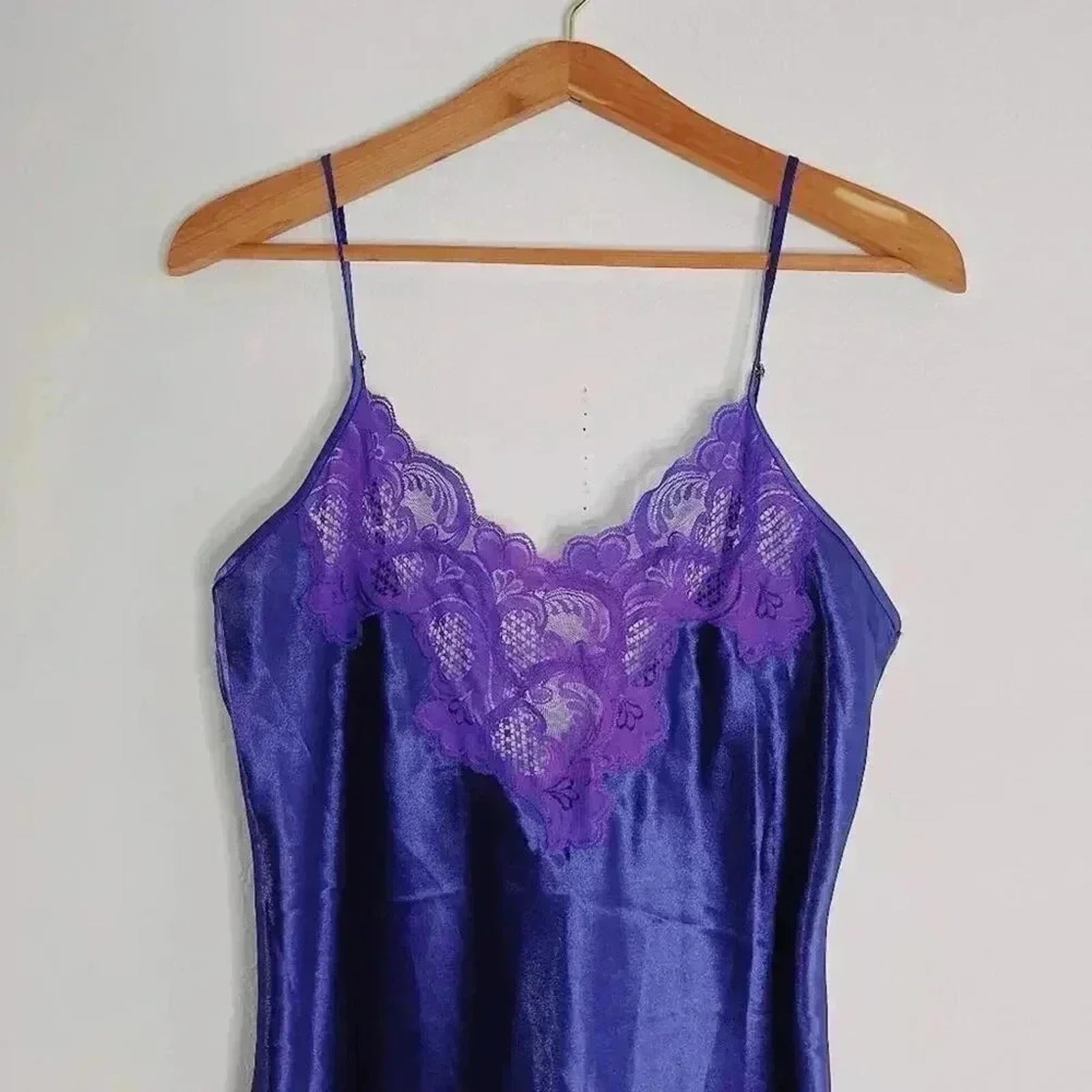 Vintage 90s Victoria's Secret Gold Label Purple Lacy Slip Women's Size L