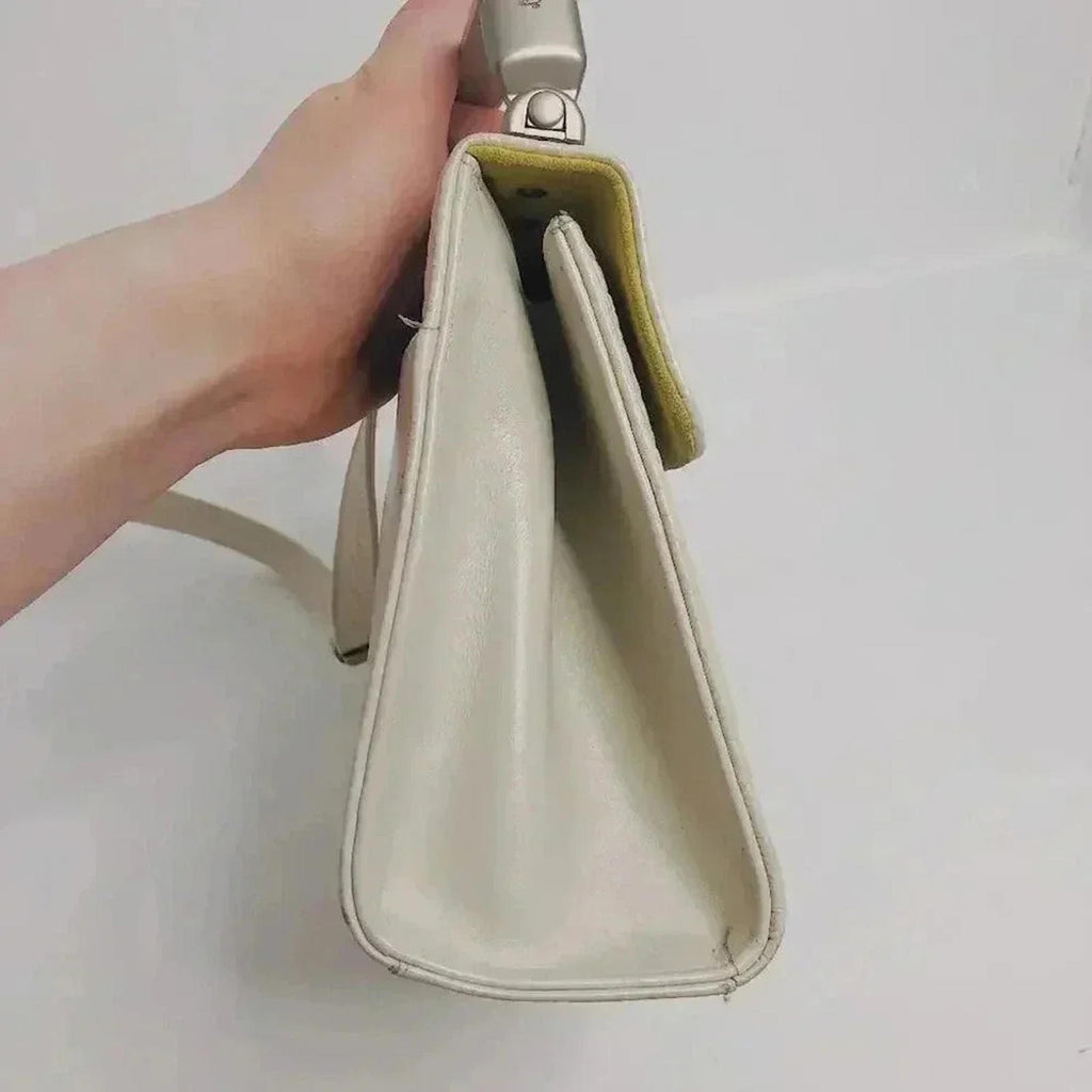 Vintage Mandarina Duck White Leather Bag