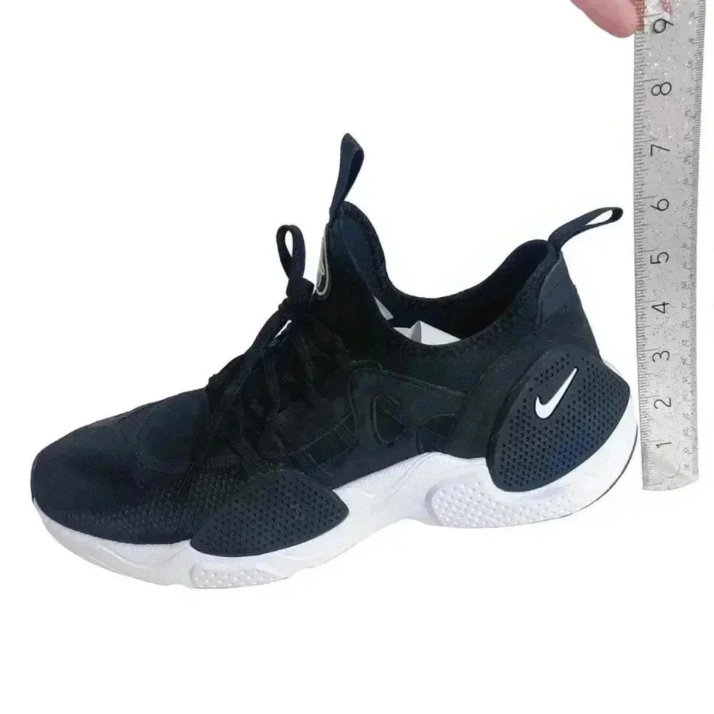 Nike Varsity Compete TR 2 Sneakers Black and White Men's Size 14