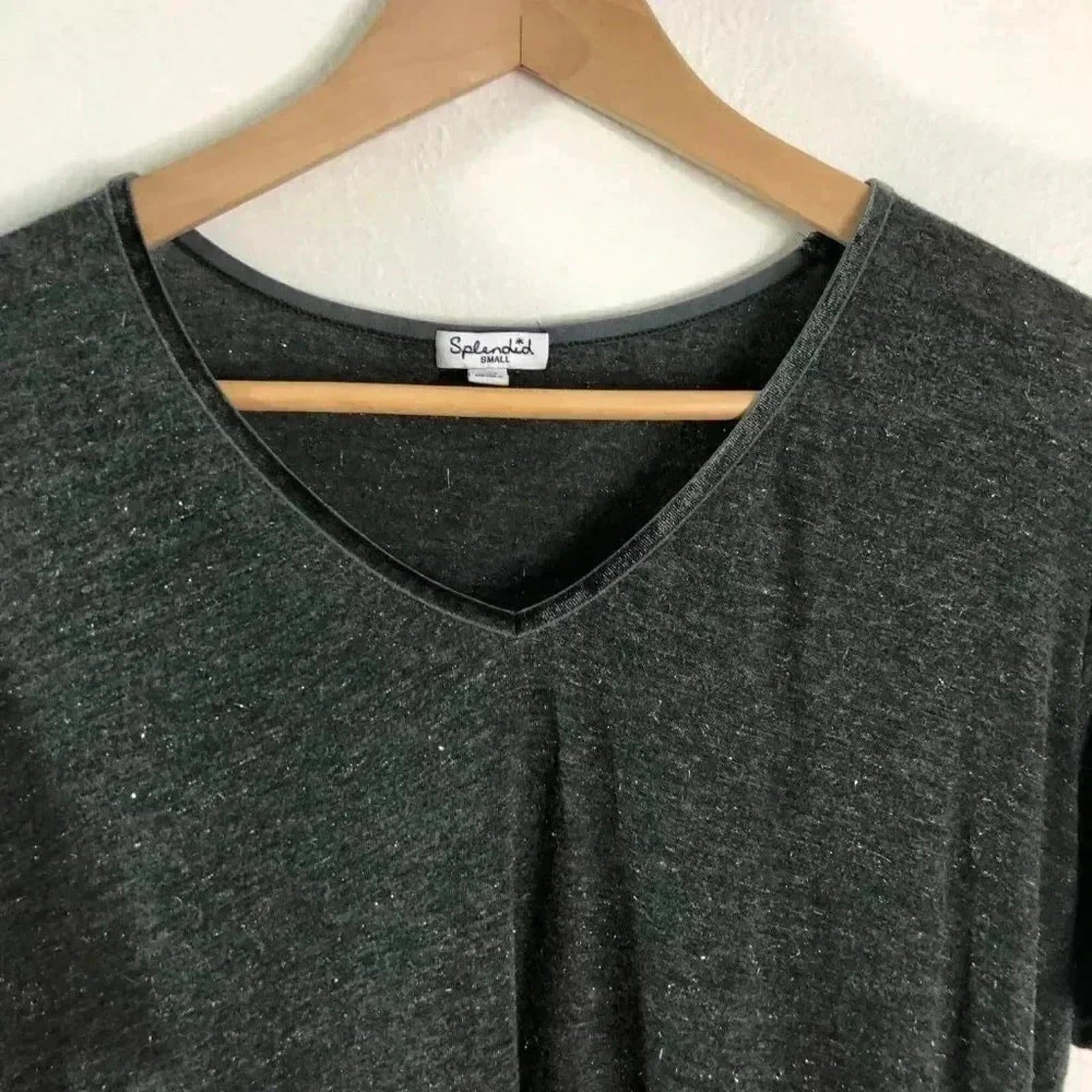 Splendid Grey Silver Accents Soft V Neck T Shirt Women's Size S