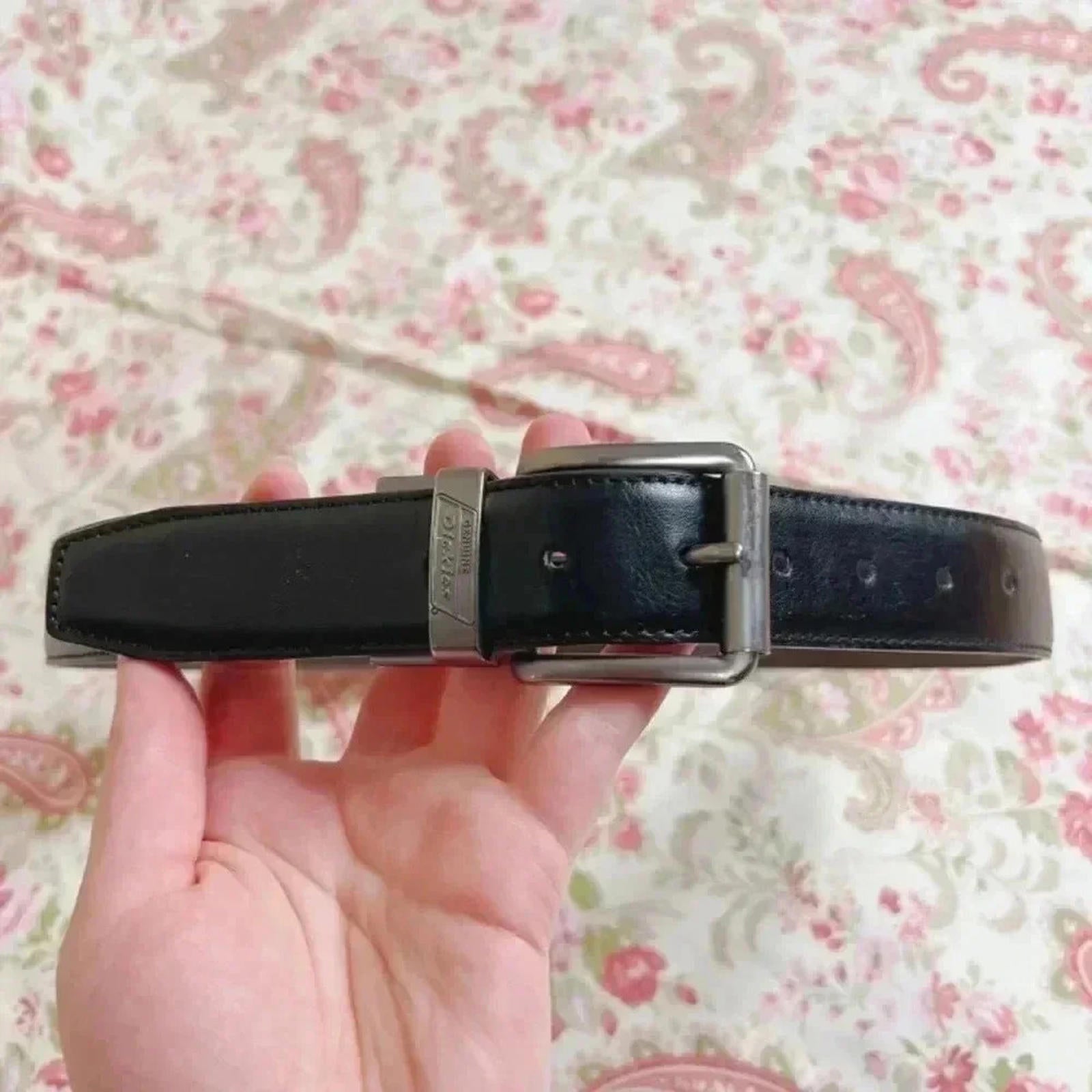 Dickies Men's Black Leather Belt Brown Interior Gunmetal Buckle Size 32