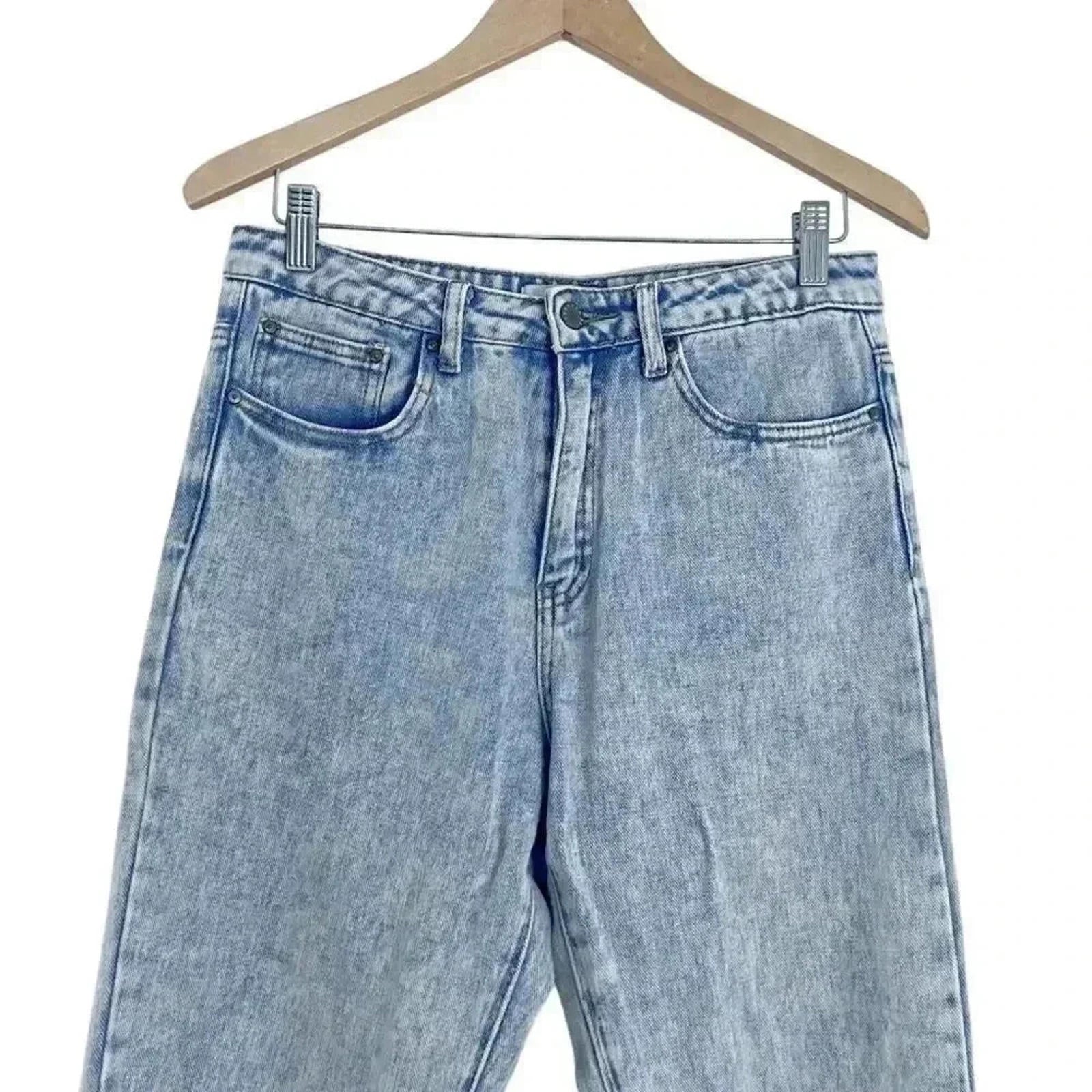 Forever 21 Acid Wash Mom Jeans Straight Leg Jeans High Rise Women's Size 28