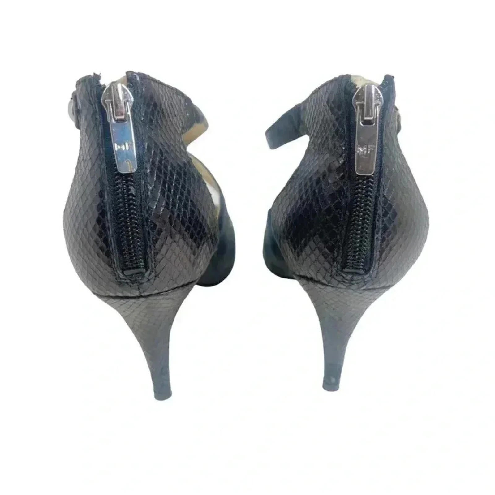 Marc Fisher MFKalayne Black Leather Pointed Toe Heel Size 8