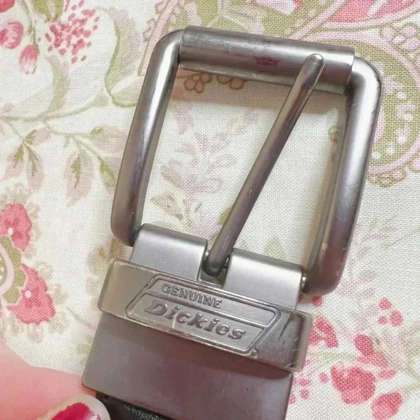 Dickies Men's Black Leather Belt Brown Interior Gunmetal Buckle Size 32